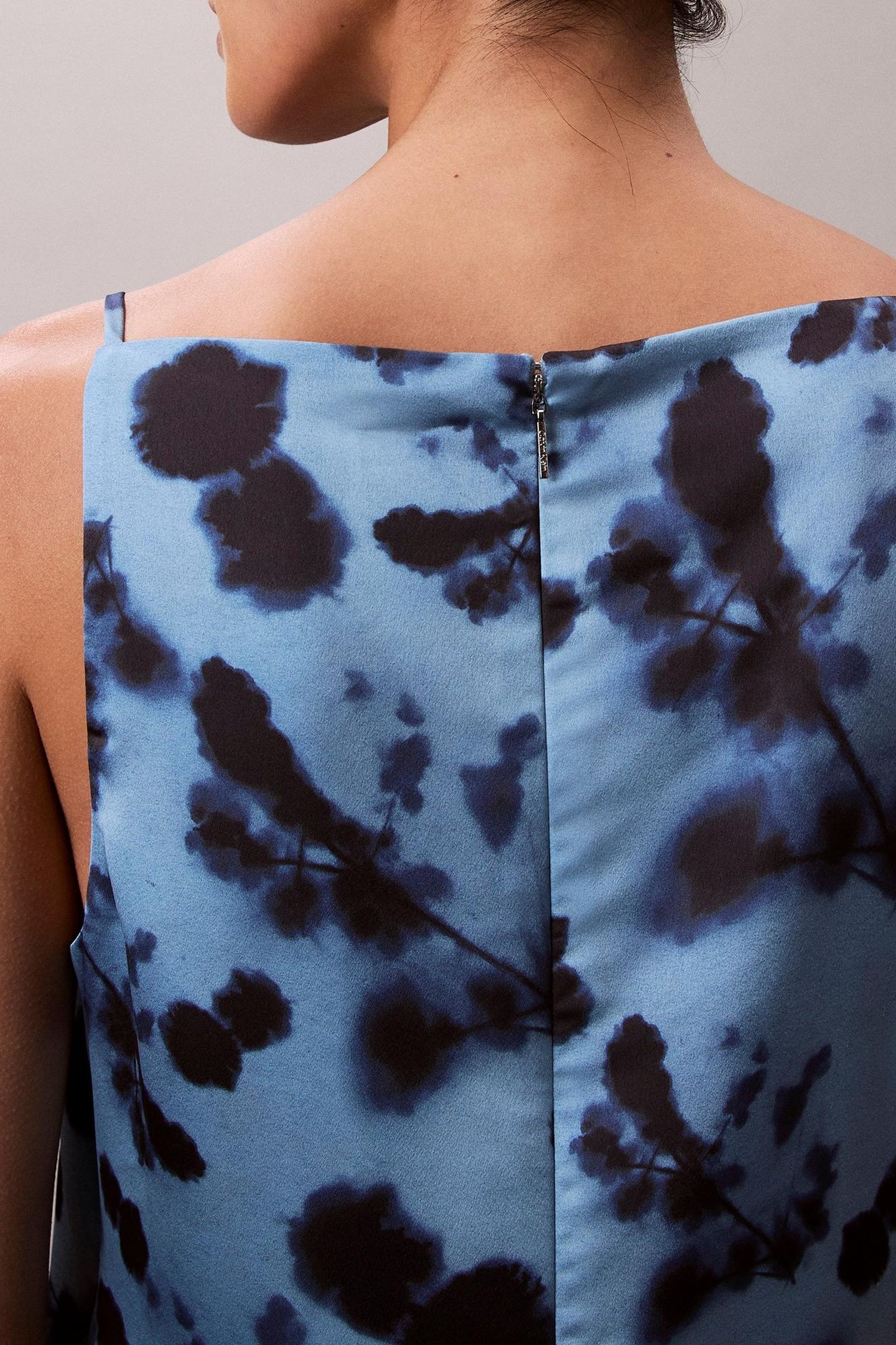 PRINTED SATIN TWISTE SHIRT BLUE 6