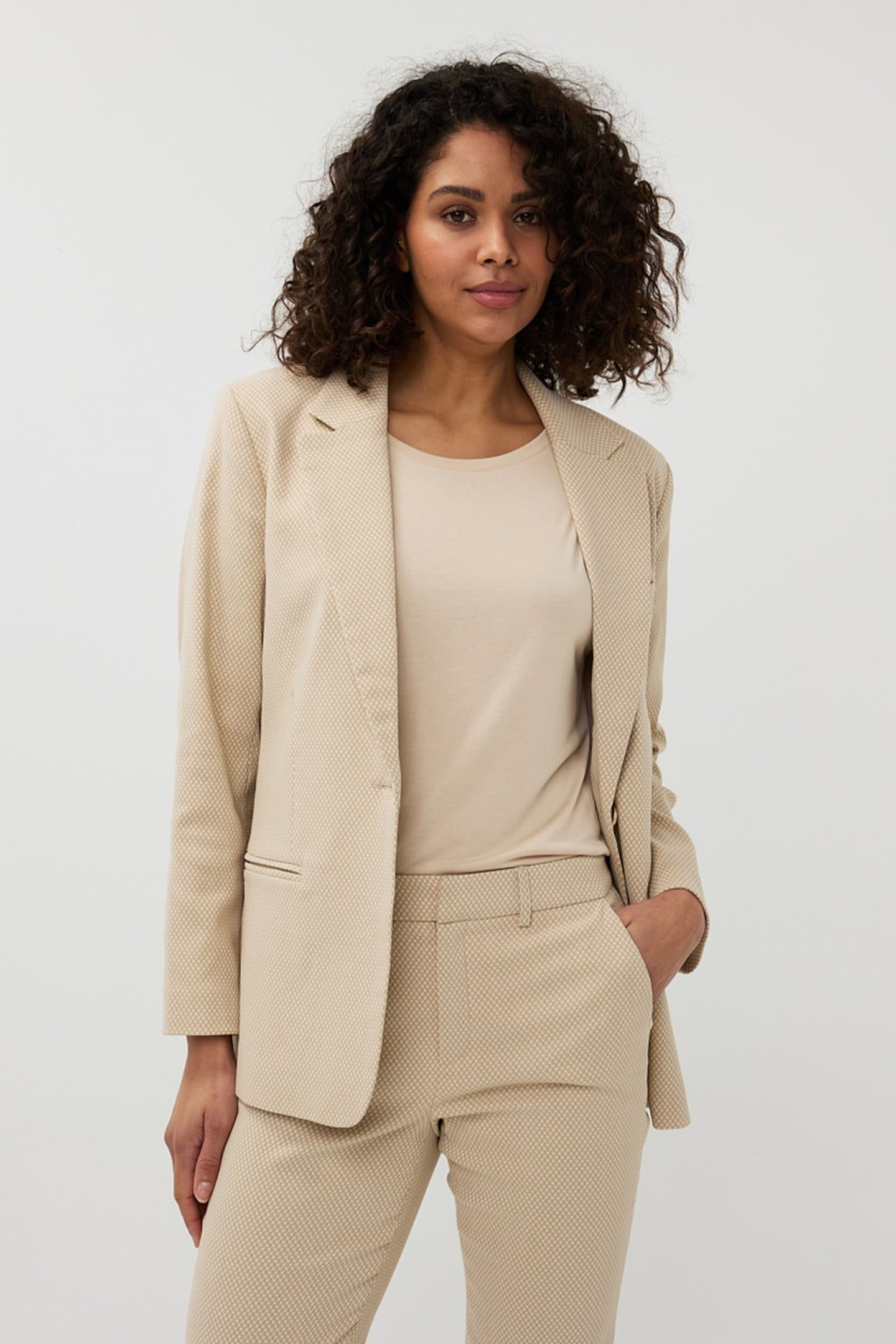 BLAZER JACQUARD SQUARE SAND 3