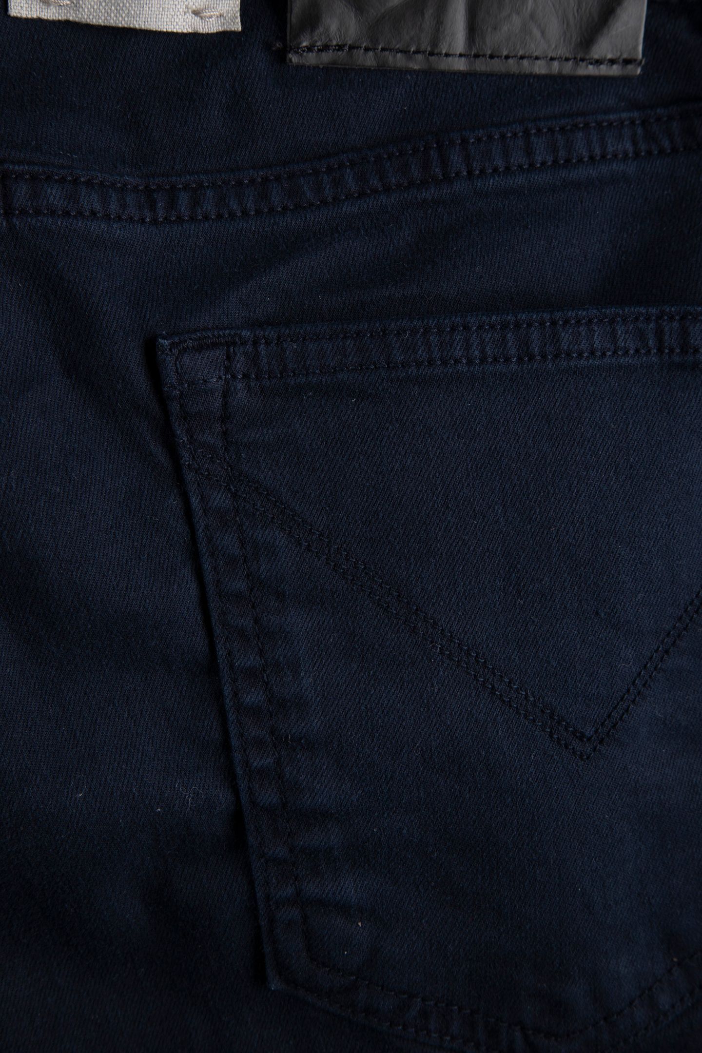 J703-SKINNY FIT DARK NAVY 4