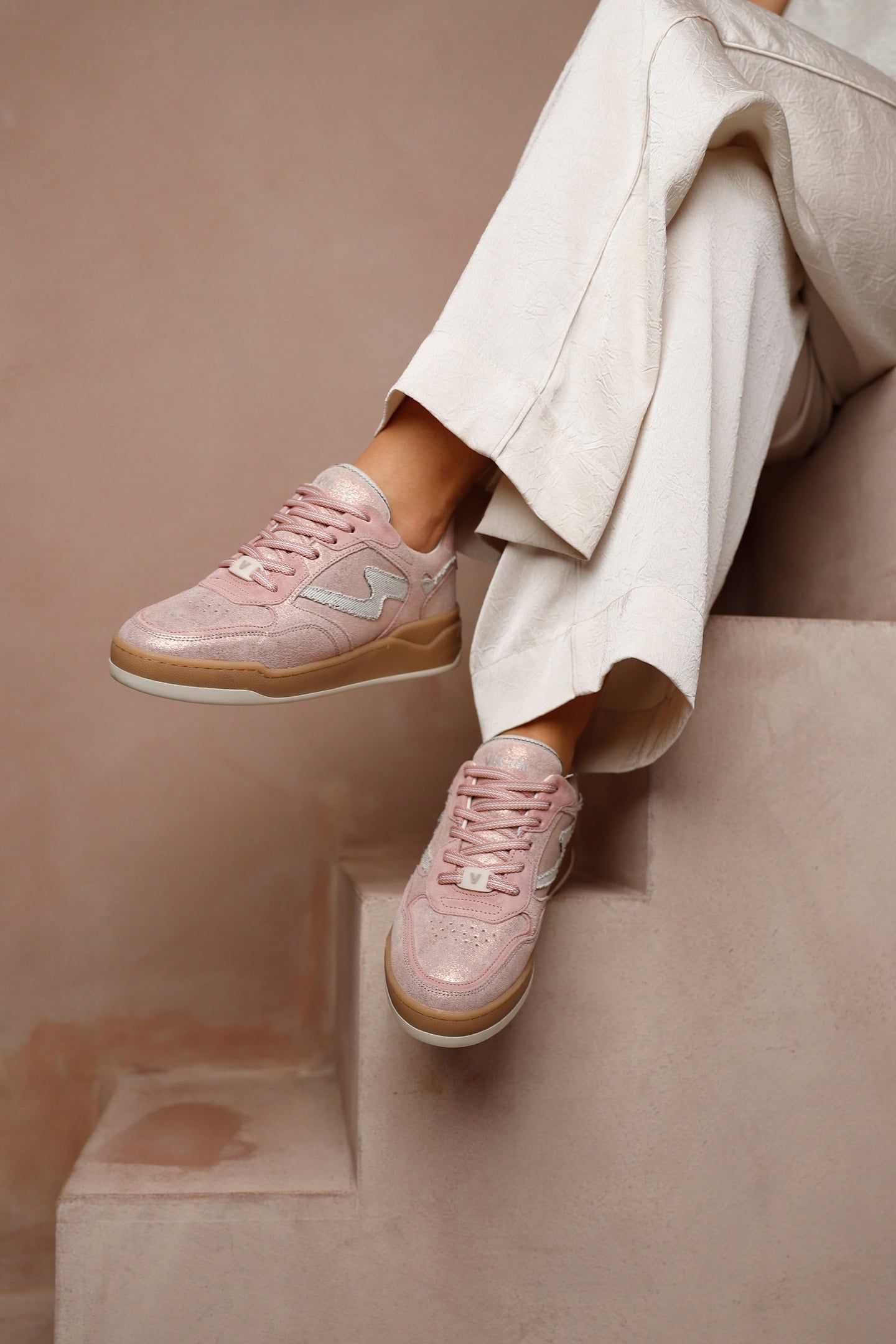 SAMY LEVI PINK 2