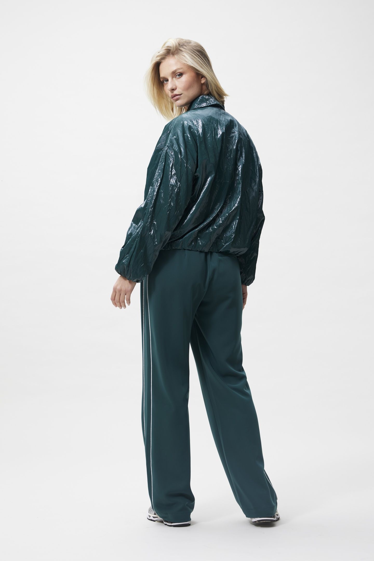 TUCK IN JACKET SEA MOSS 3