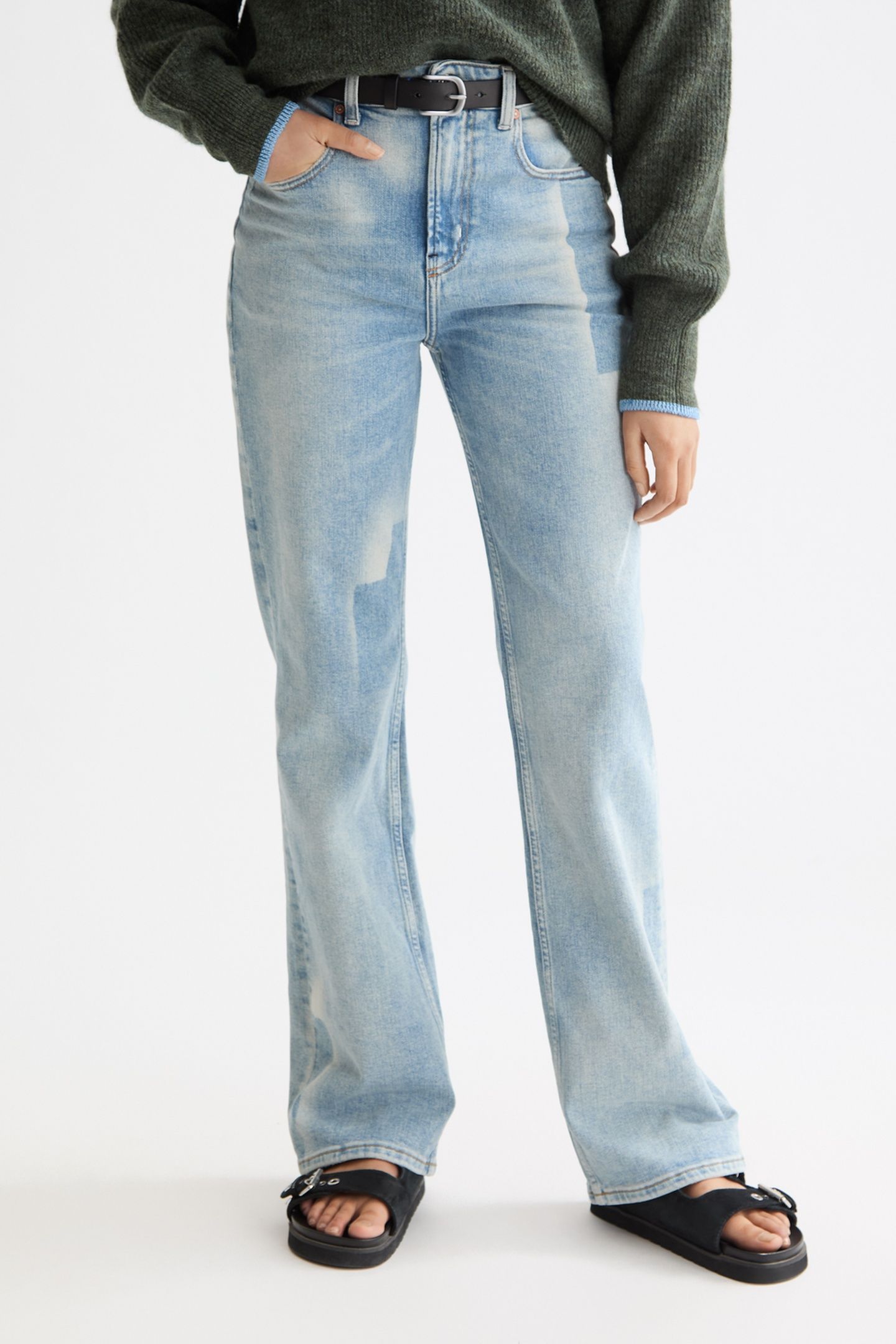 THE GLOW BOOTCUT JEANS — ART FROM THE HEART 2