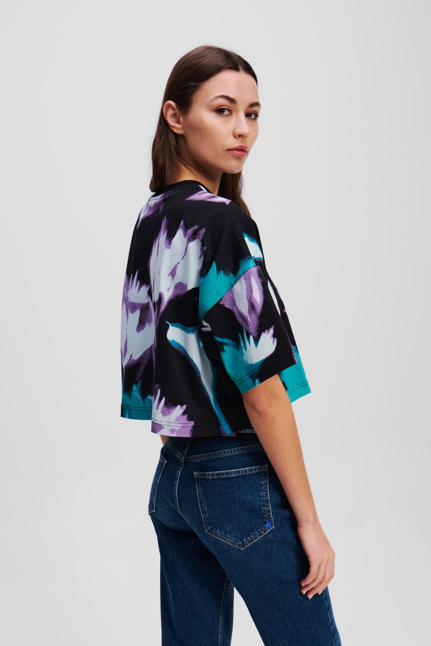 KLJ OVERSIZED CROP AOP TEE FLORAL AOP BLACK 2