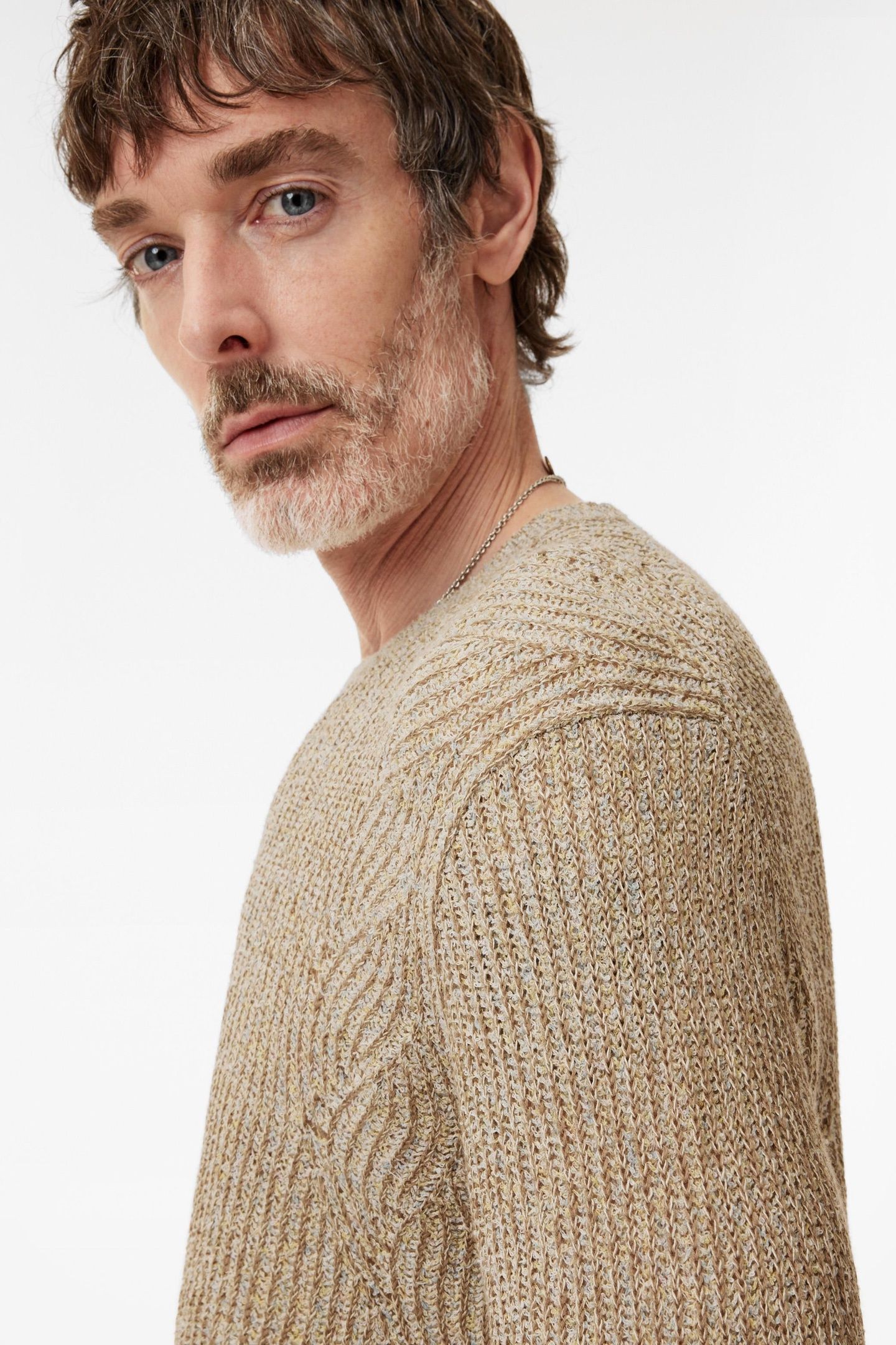 VEJANO REGULAR FIT CREWNECK WITH ANGULAR CORK 3