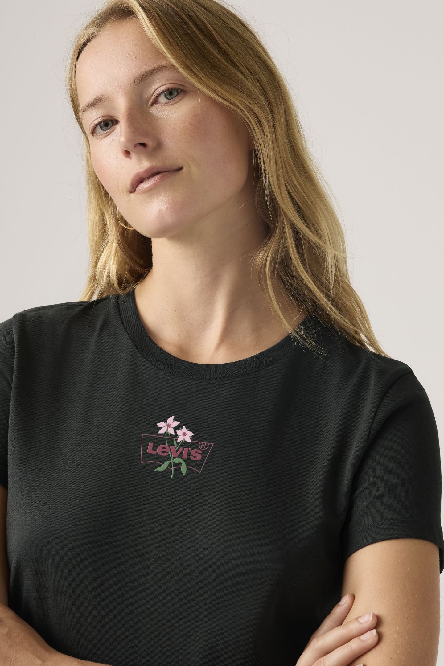 LSE THE PERFECT TEE LSECACTUS FLOWER BW 6