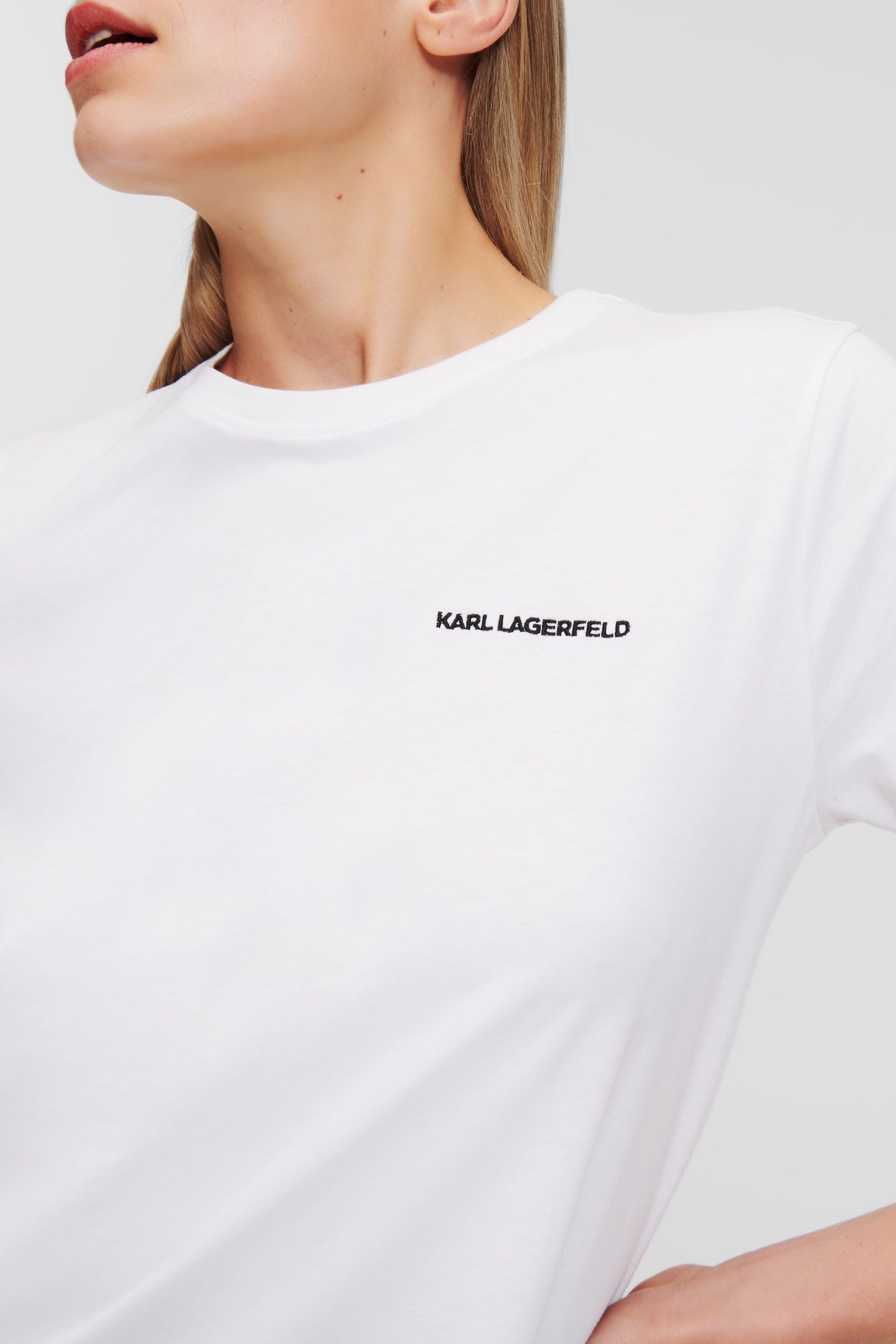 ESSENTIAL T-SHIRT WHITE 3