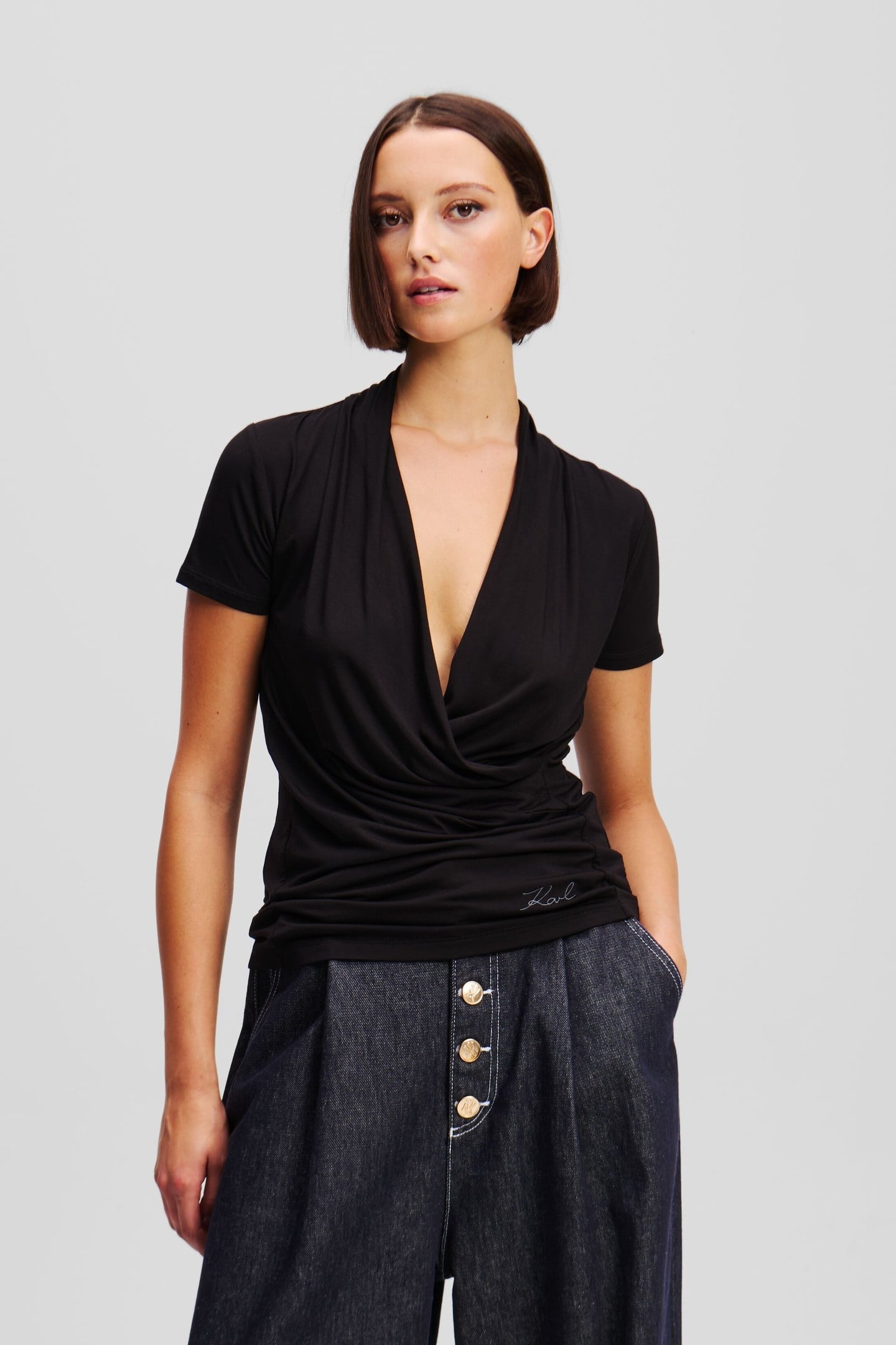FEMININE T-SHIRT BLACK 1