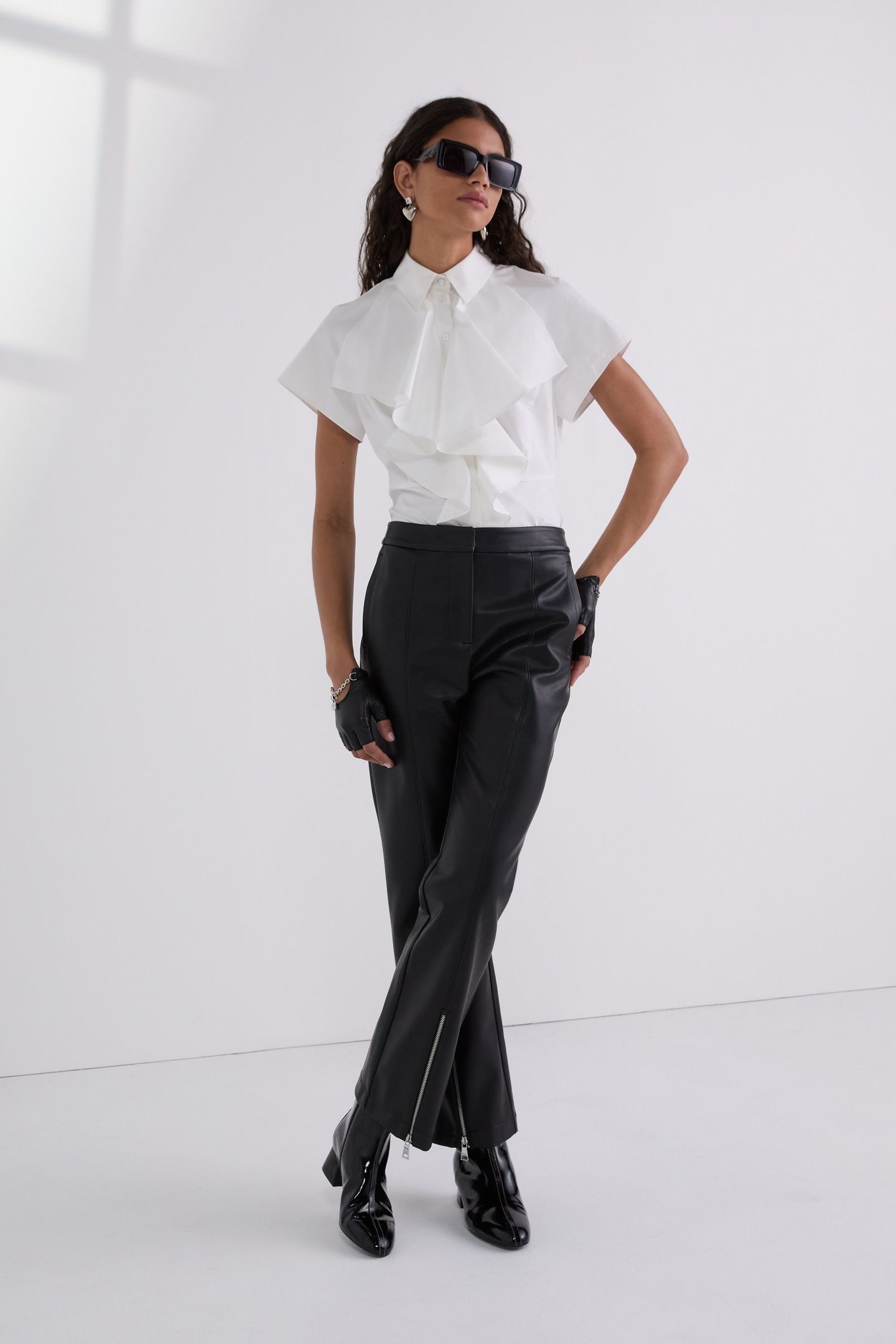 FRONT RUFFLE SSLV POPLIN SHIRT WHITE 4