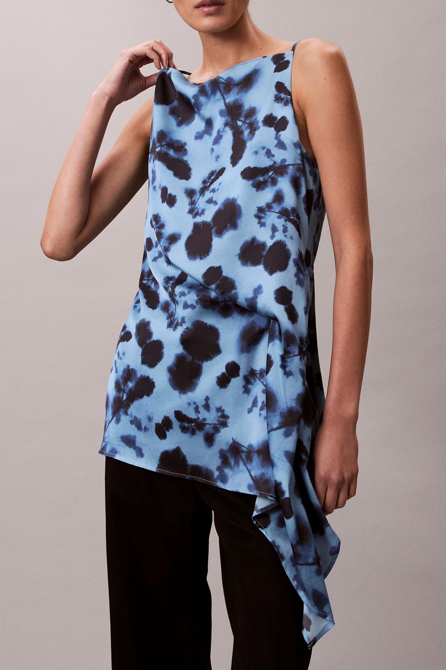 PRINTED SATIN TWISTE SHIRT BLUE 3