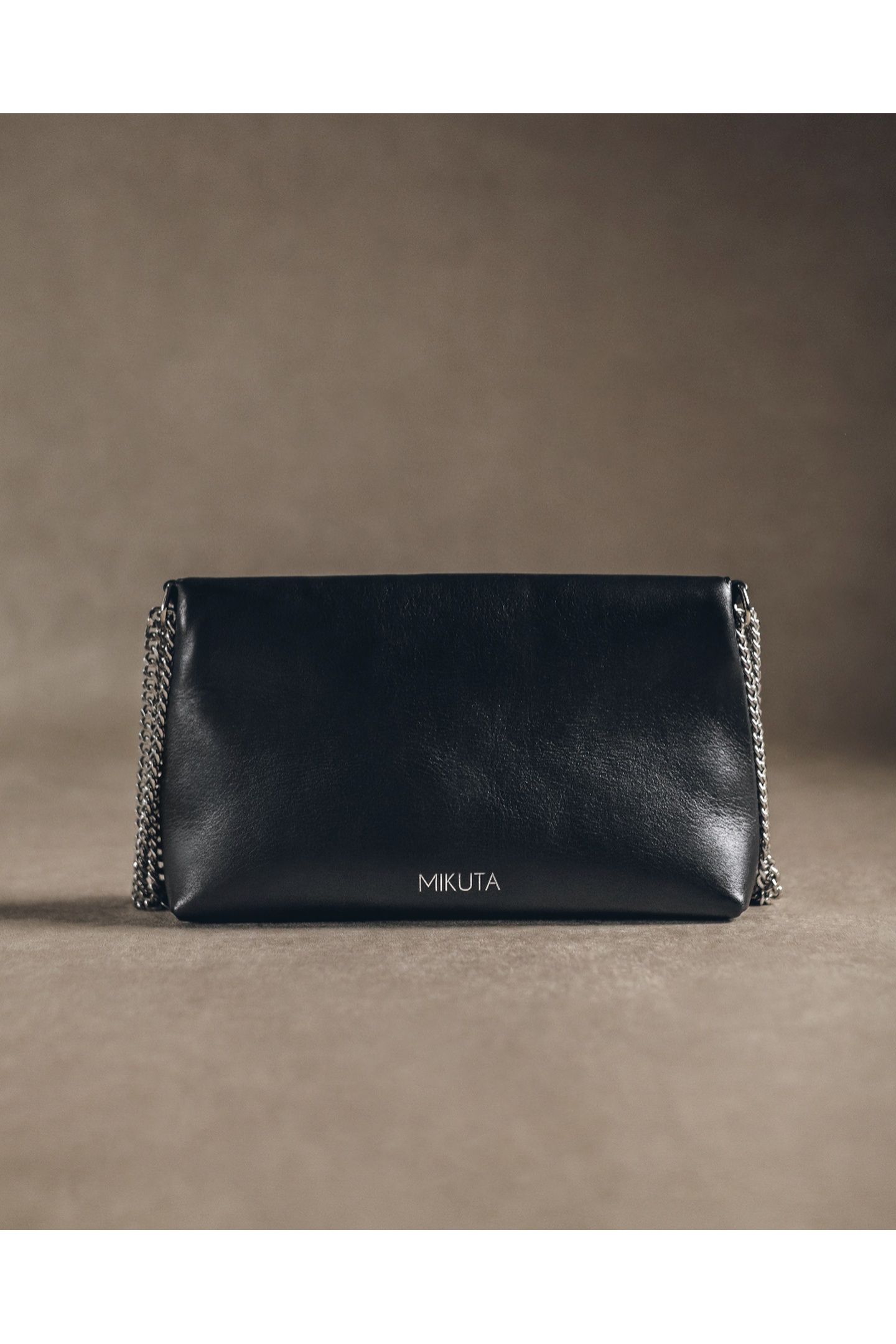 THE BLACK STUDDED ZOWIE BAG 4