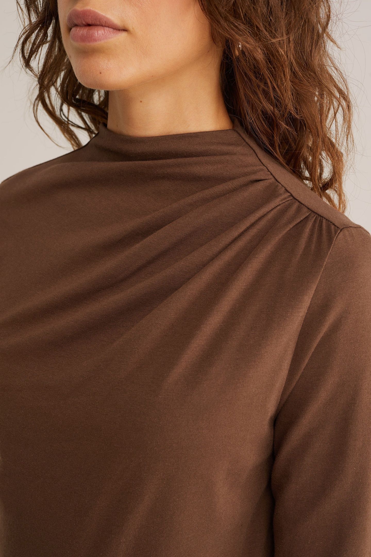 T-SHIRT BROWN 5