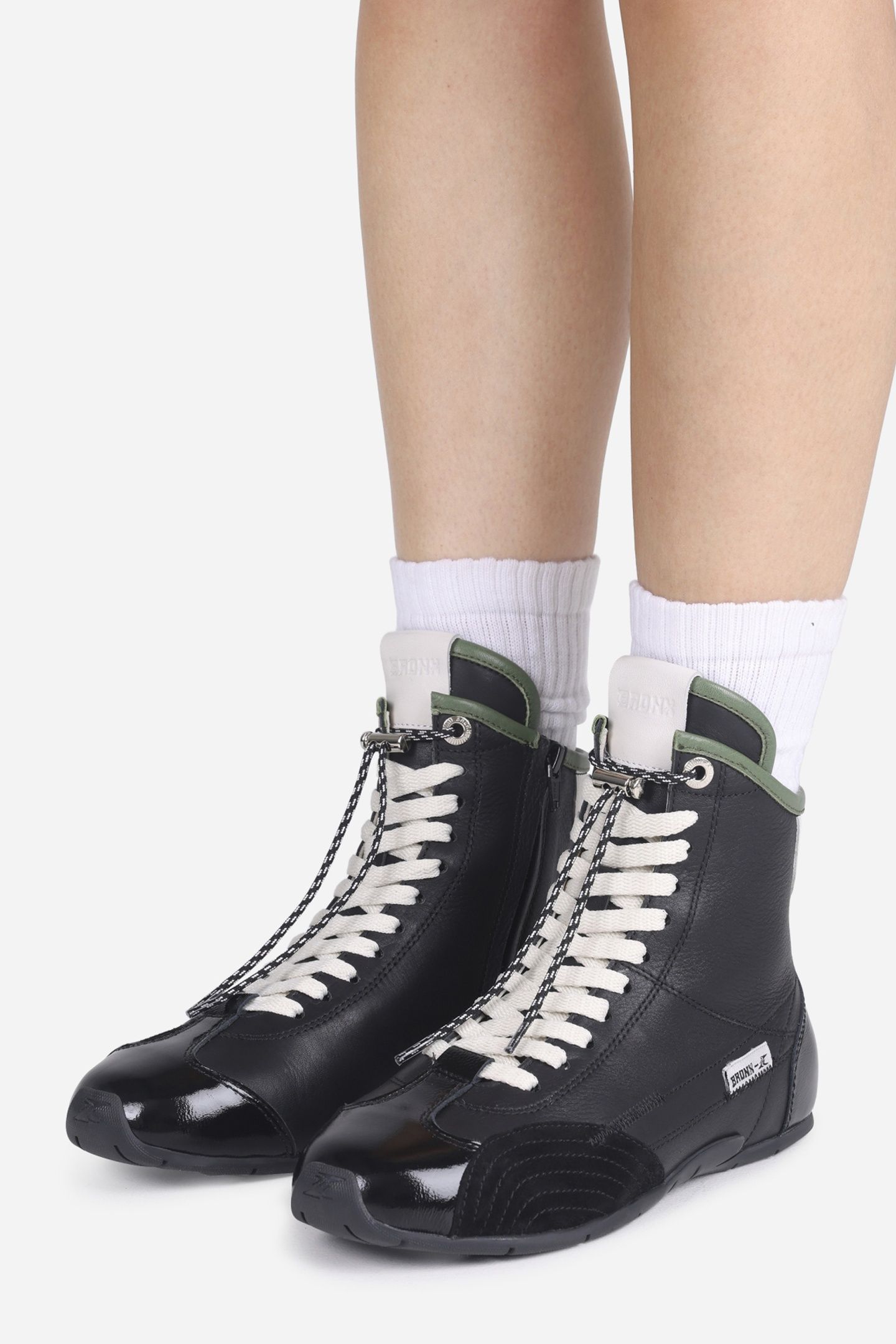 MYR-AA ANKLE BOOT BLACK/OFF WHITE/GREEN 3