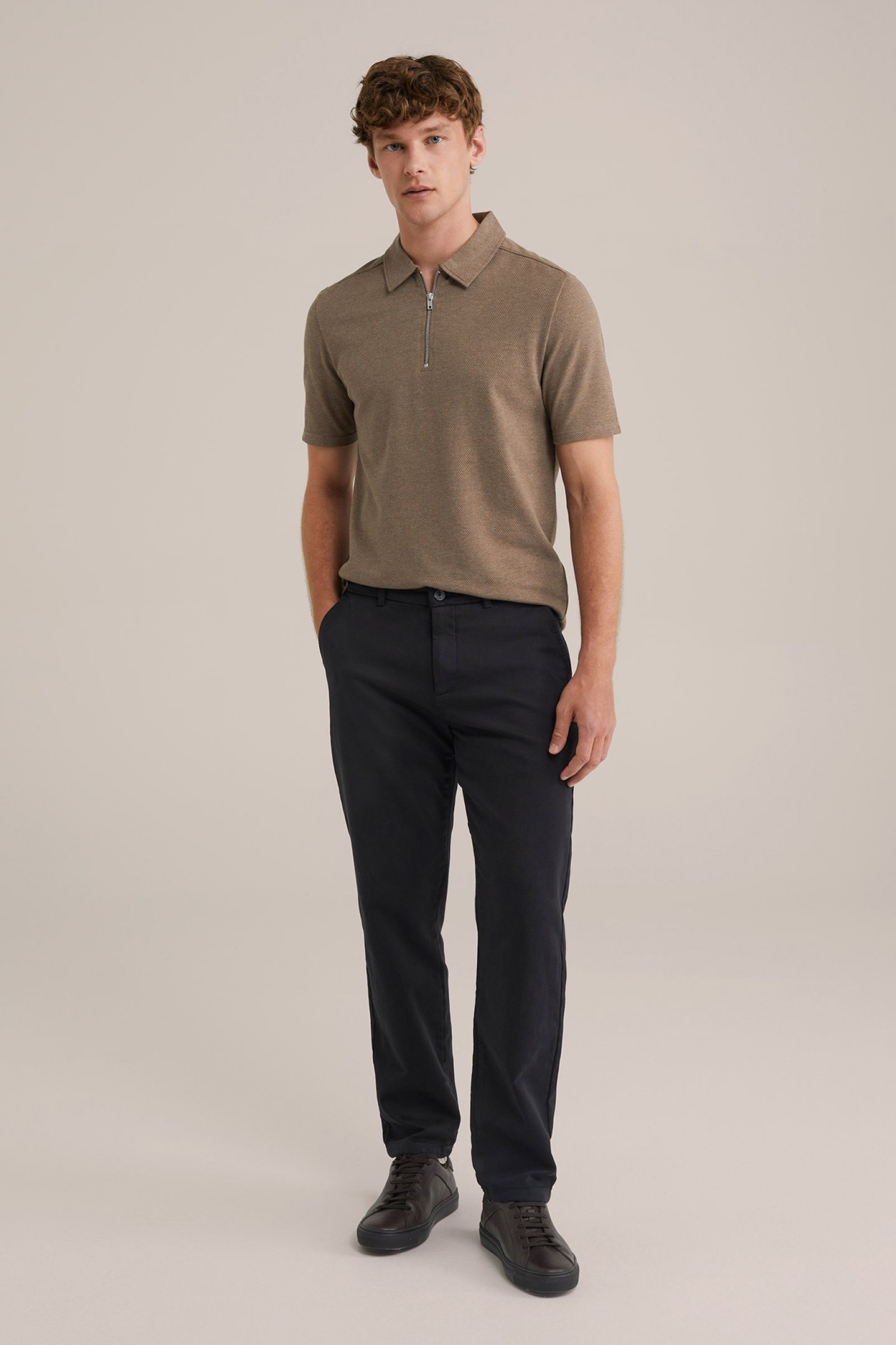 CHINO BLACK 2