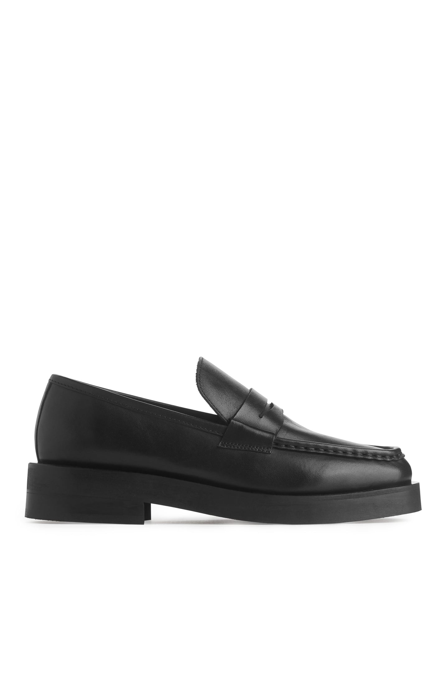 MIKAELA MOCASSIN BLACK 1