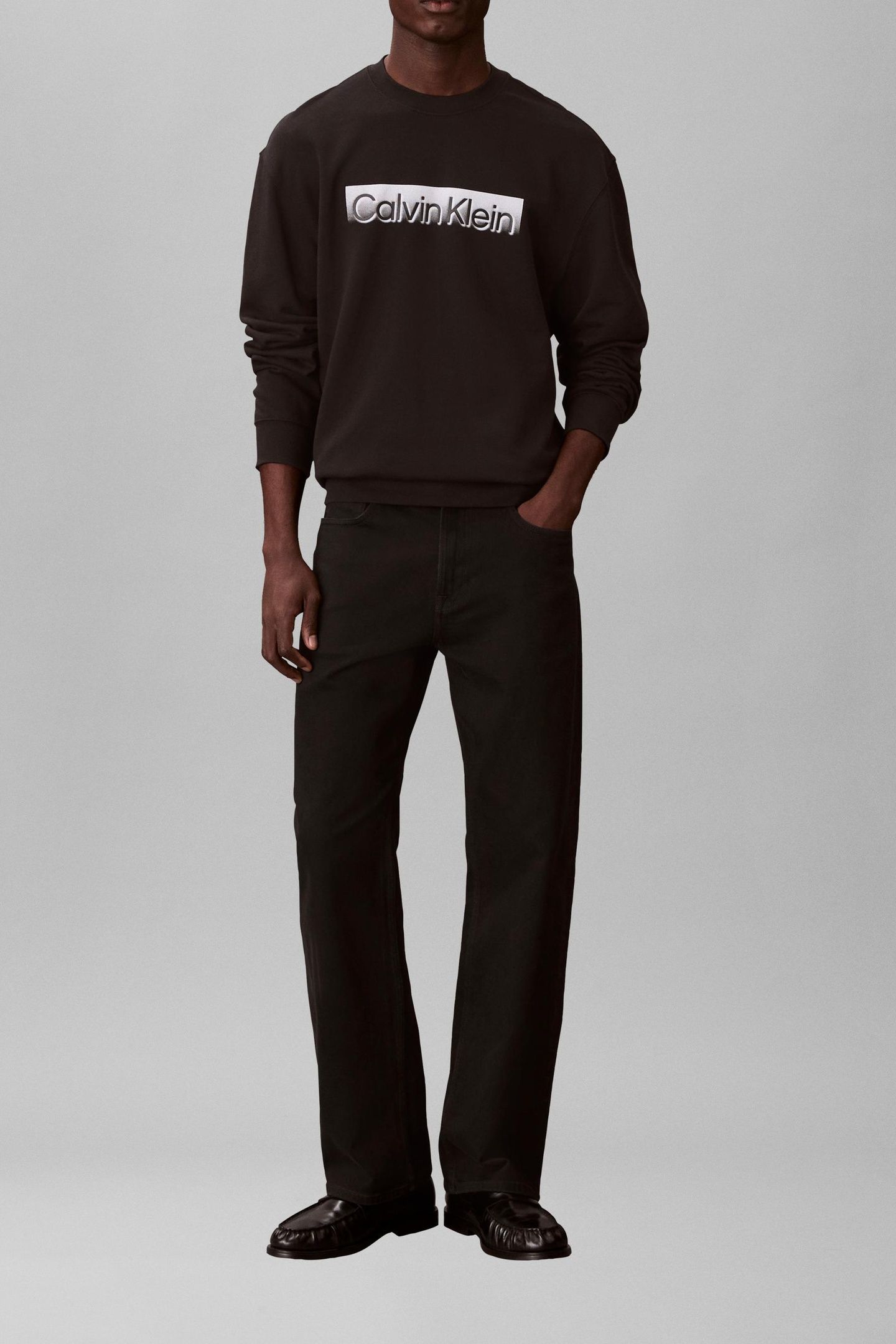 EU SPORTSWEAR GRAPHIC SWEATSHIRT BLACK 2