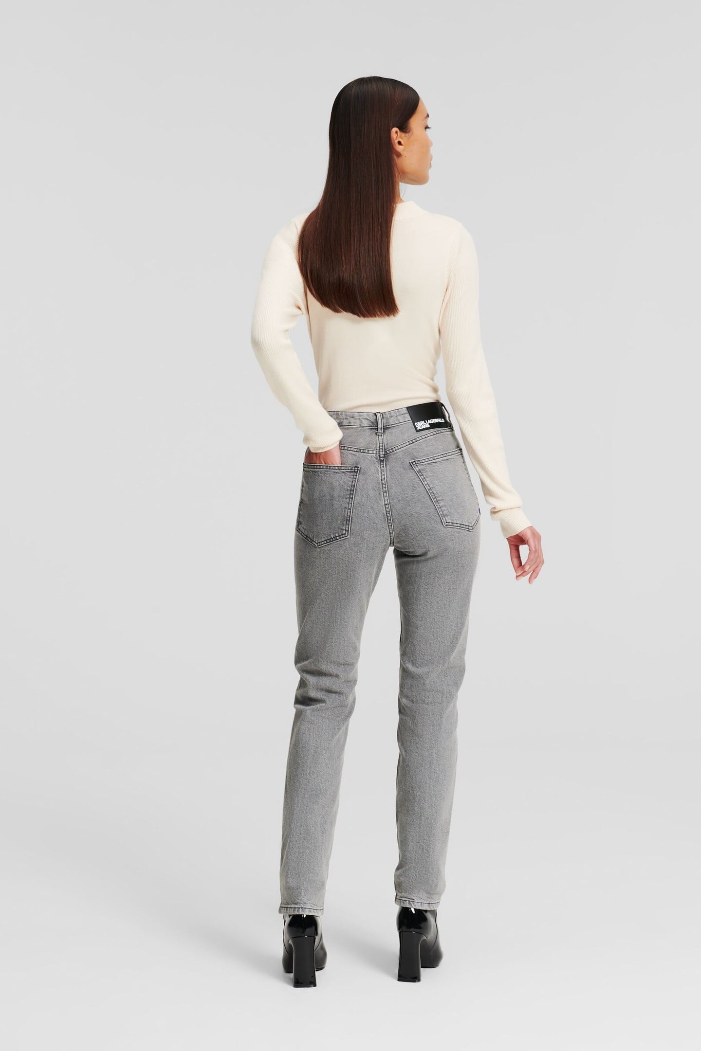 TAPERED DENIM WASHED GREY 2
