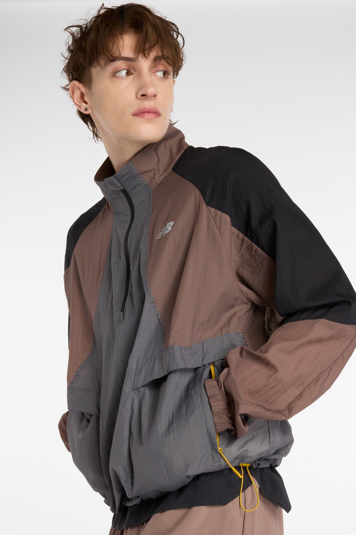 RUN WATER RESISTANT JACKET EARTHSHA 5