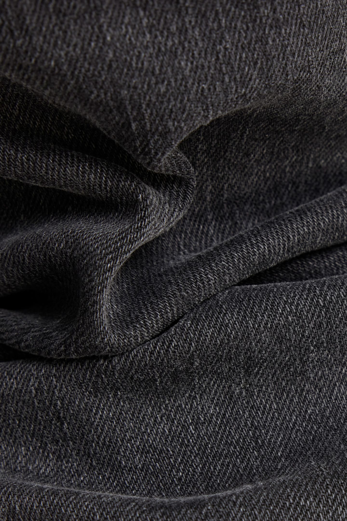 STRACE STRAIGHT WORN IN BLACK MOON 6