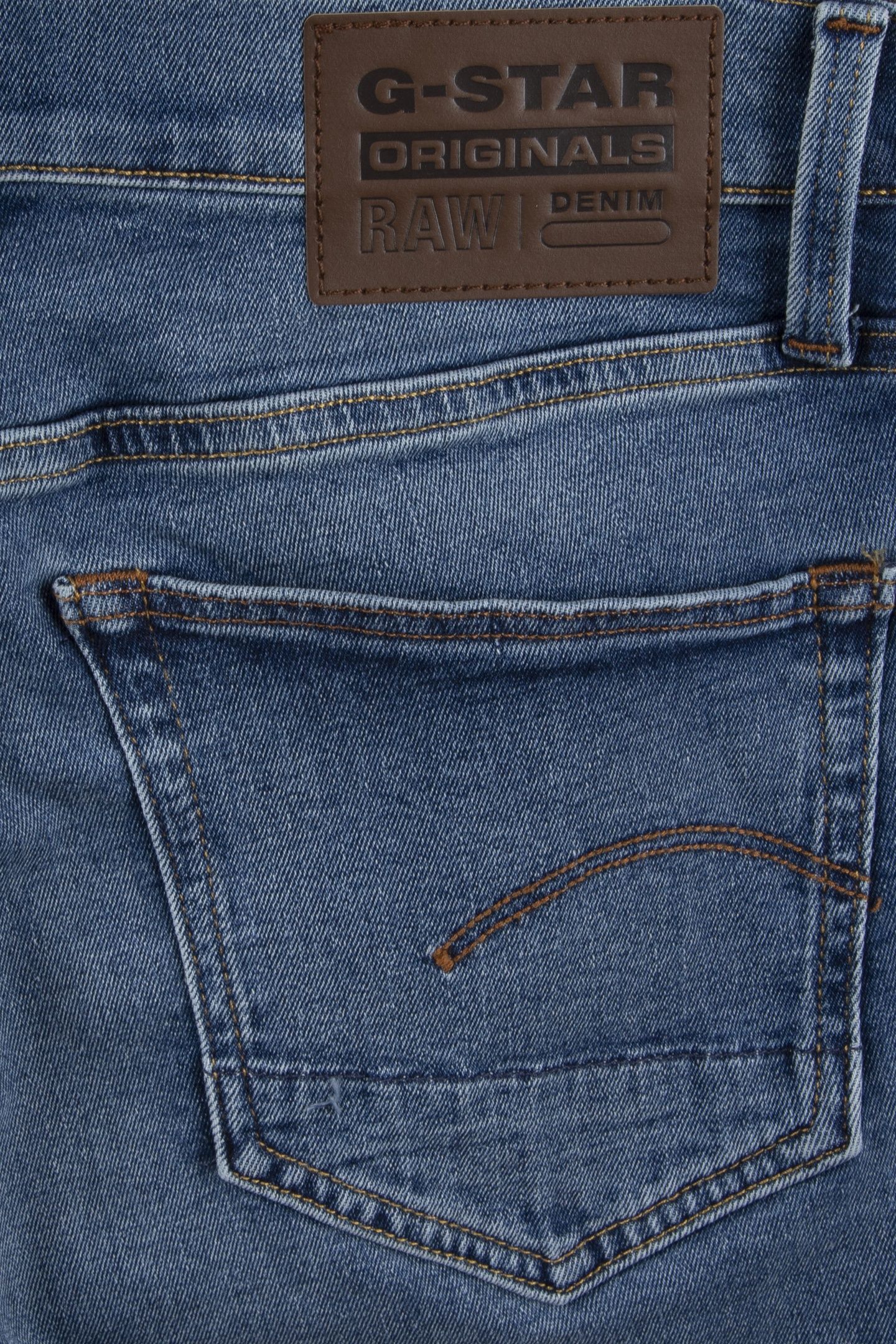 3301 SLIM SHORT MEDIUM AGED 5
