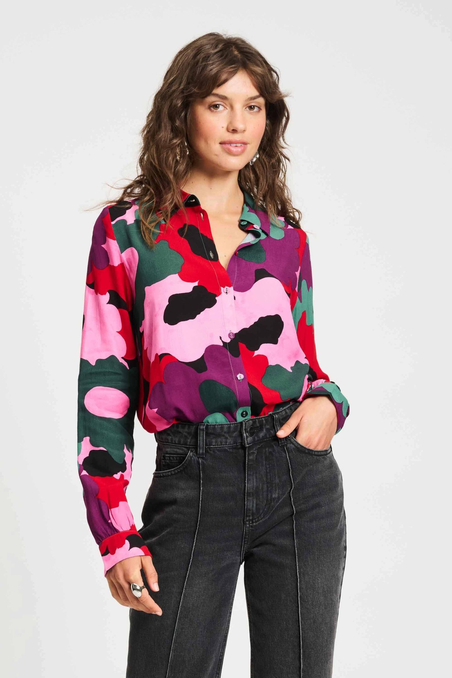 BLOUSE - MILA ABSTRACT FLOWER 4