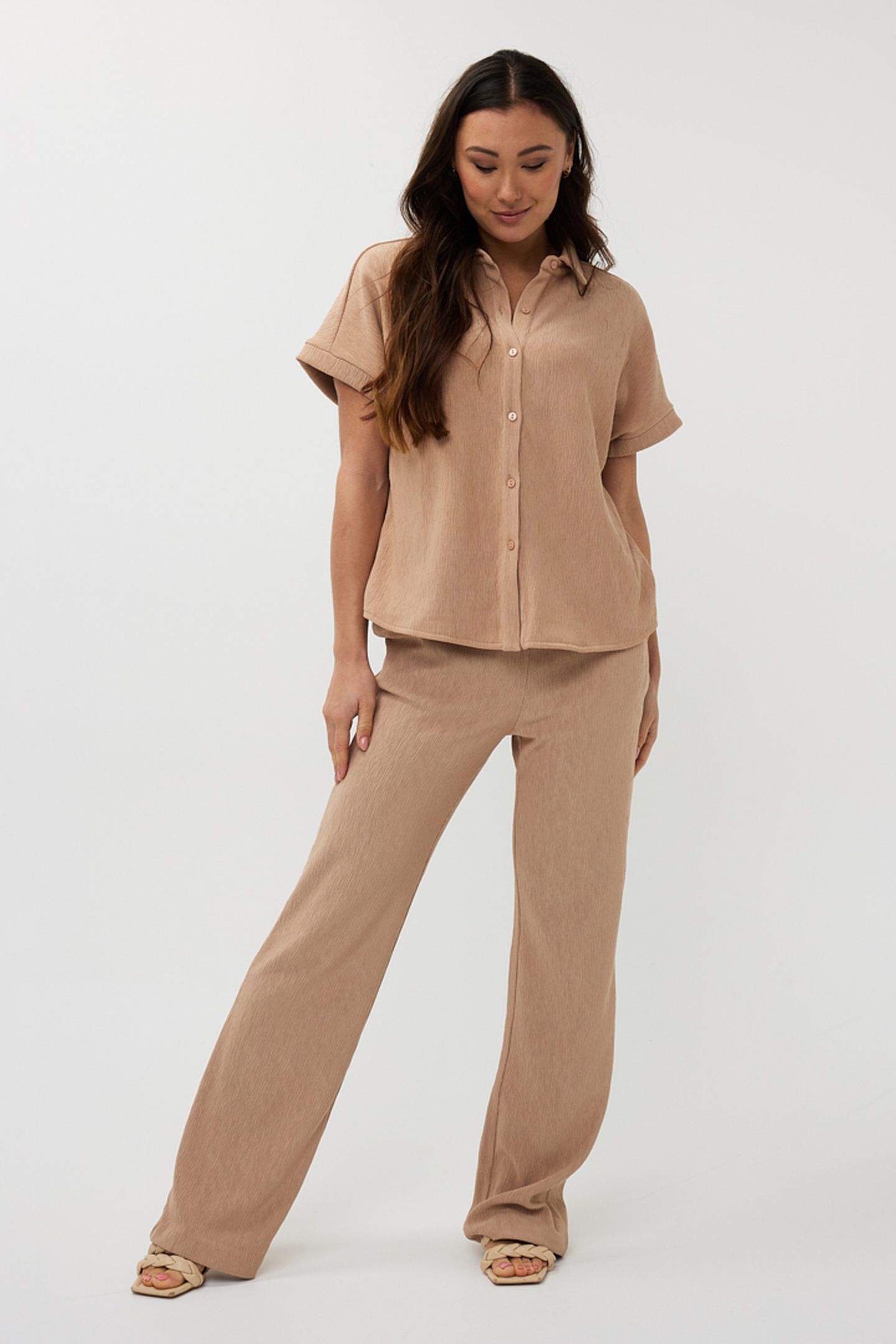 TROUSERS FANCY CRINKLE DARK SAND 2