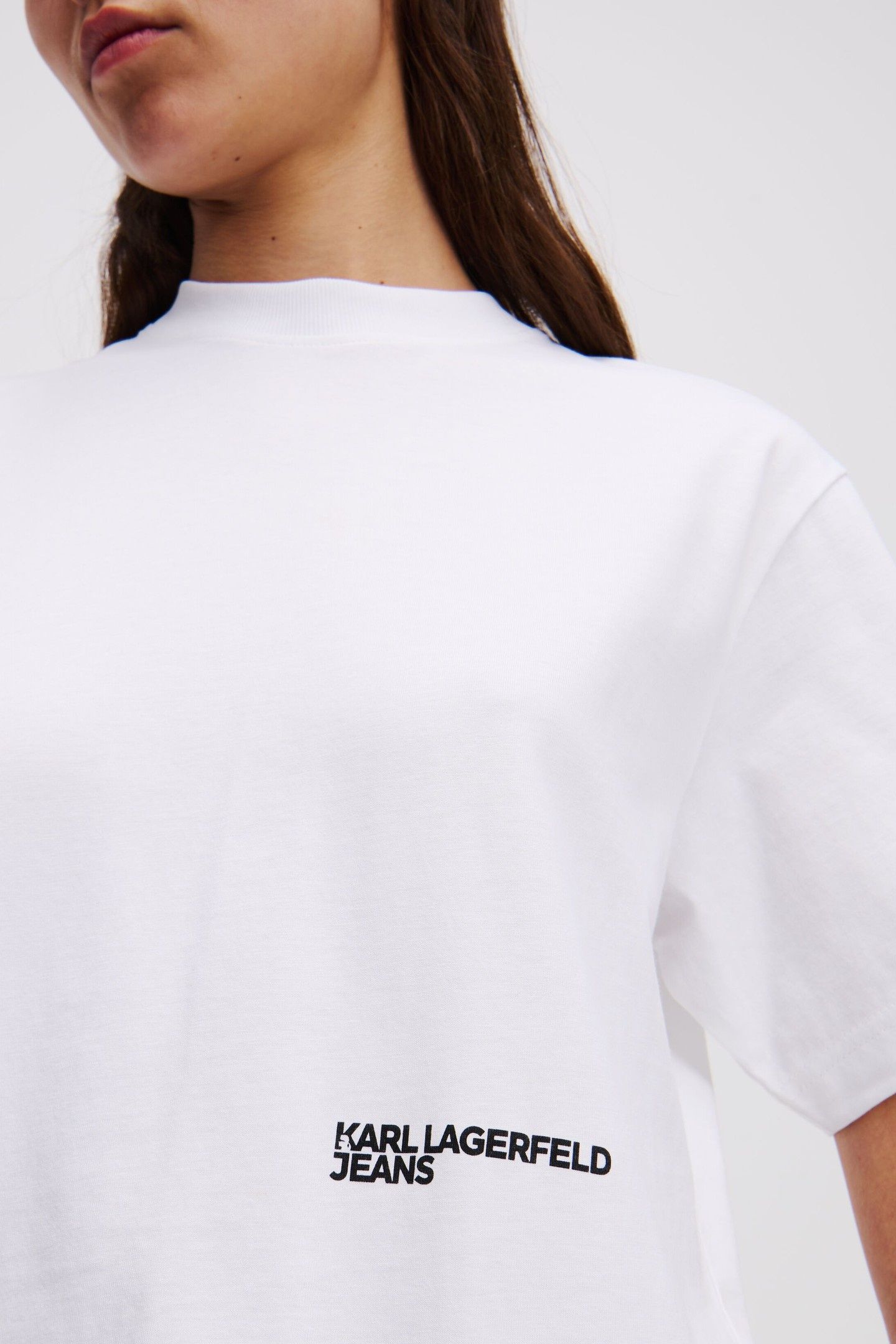 REG BOX FLORAL TEE WHITE 4