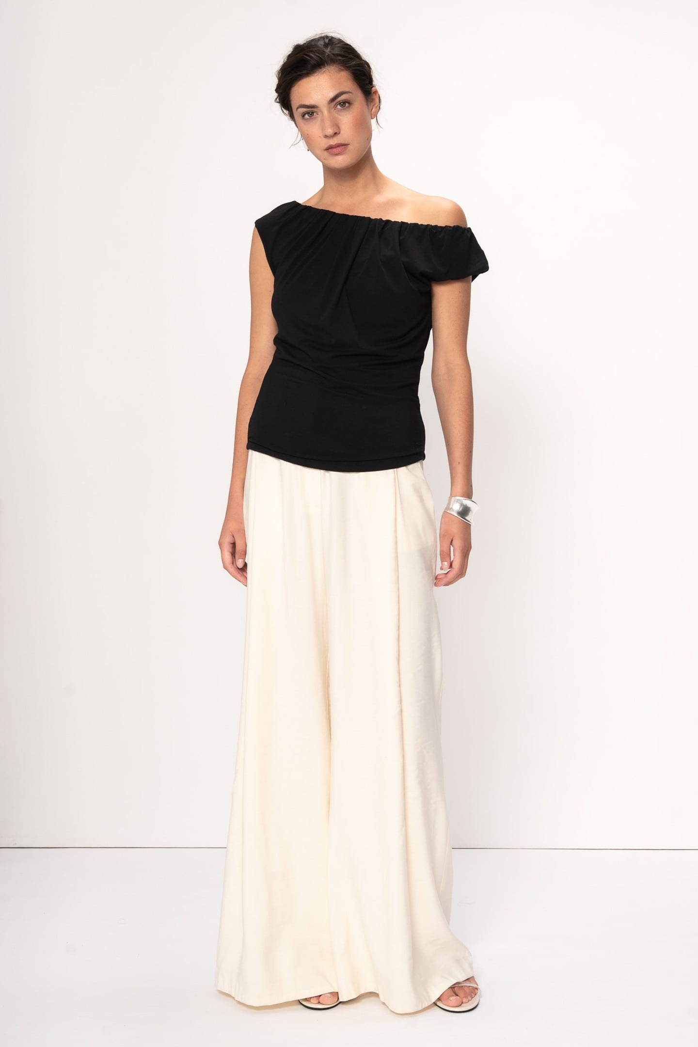 NIA TOP BLACK 3