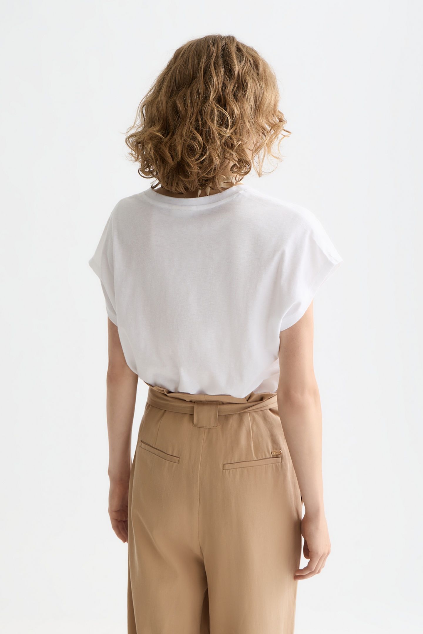 SLUB V-NECK T-SHIRT WHITE 3