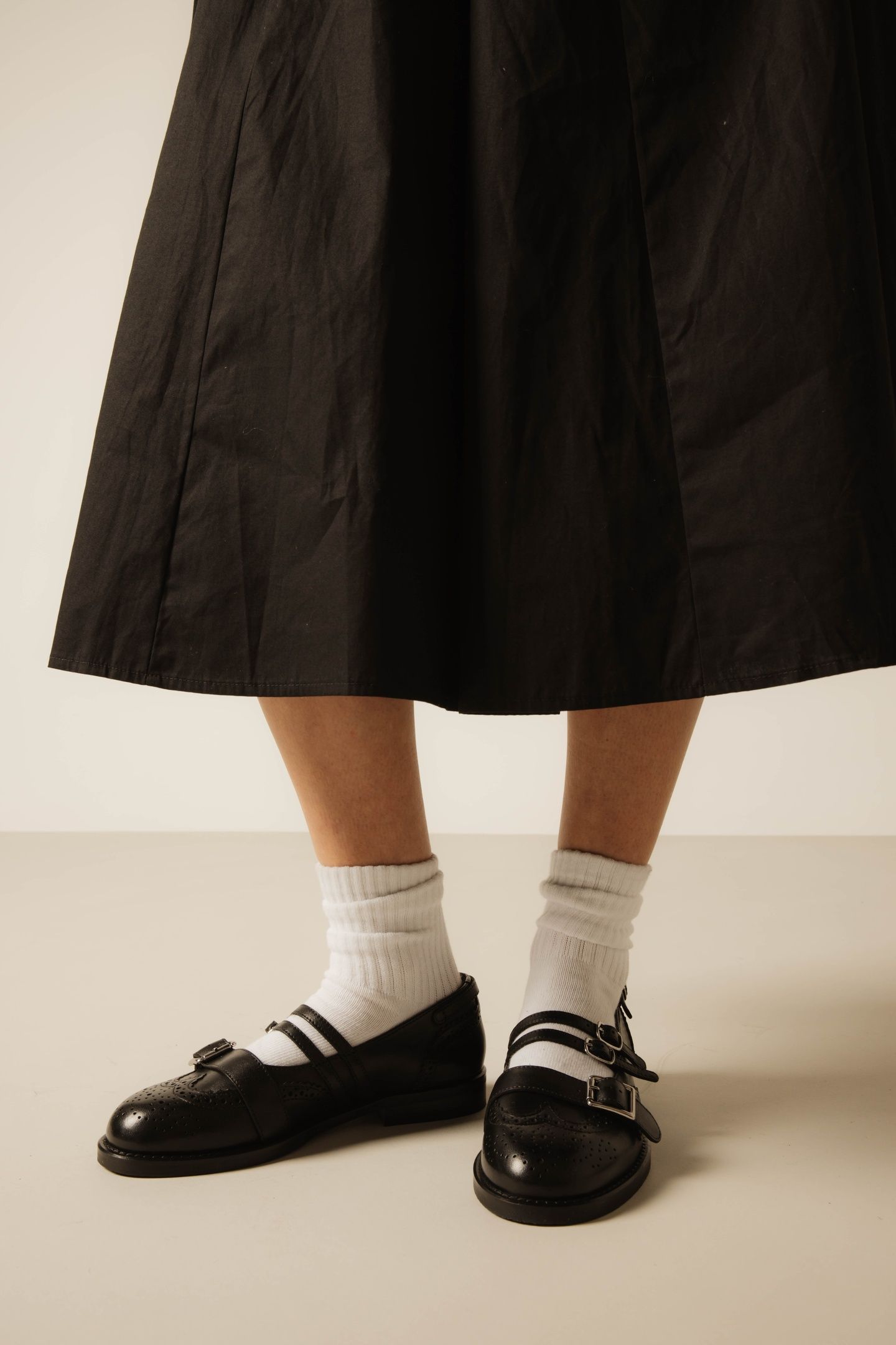 TRAN-SITT LOW SHOE BLACK 6