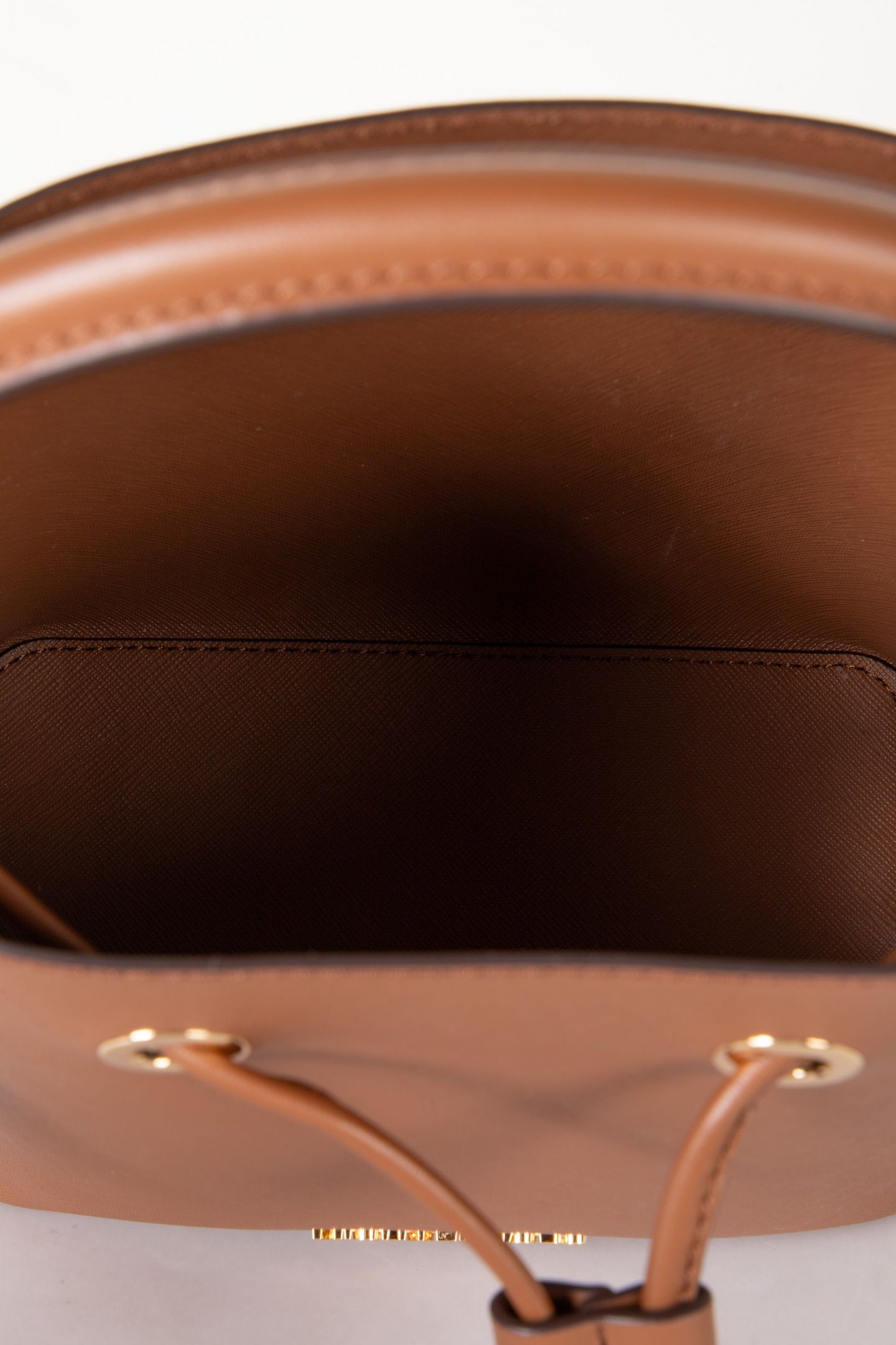 SMALL BUCKET CROSSBODY LUGGAGE 5