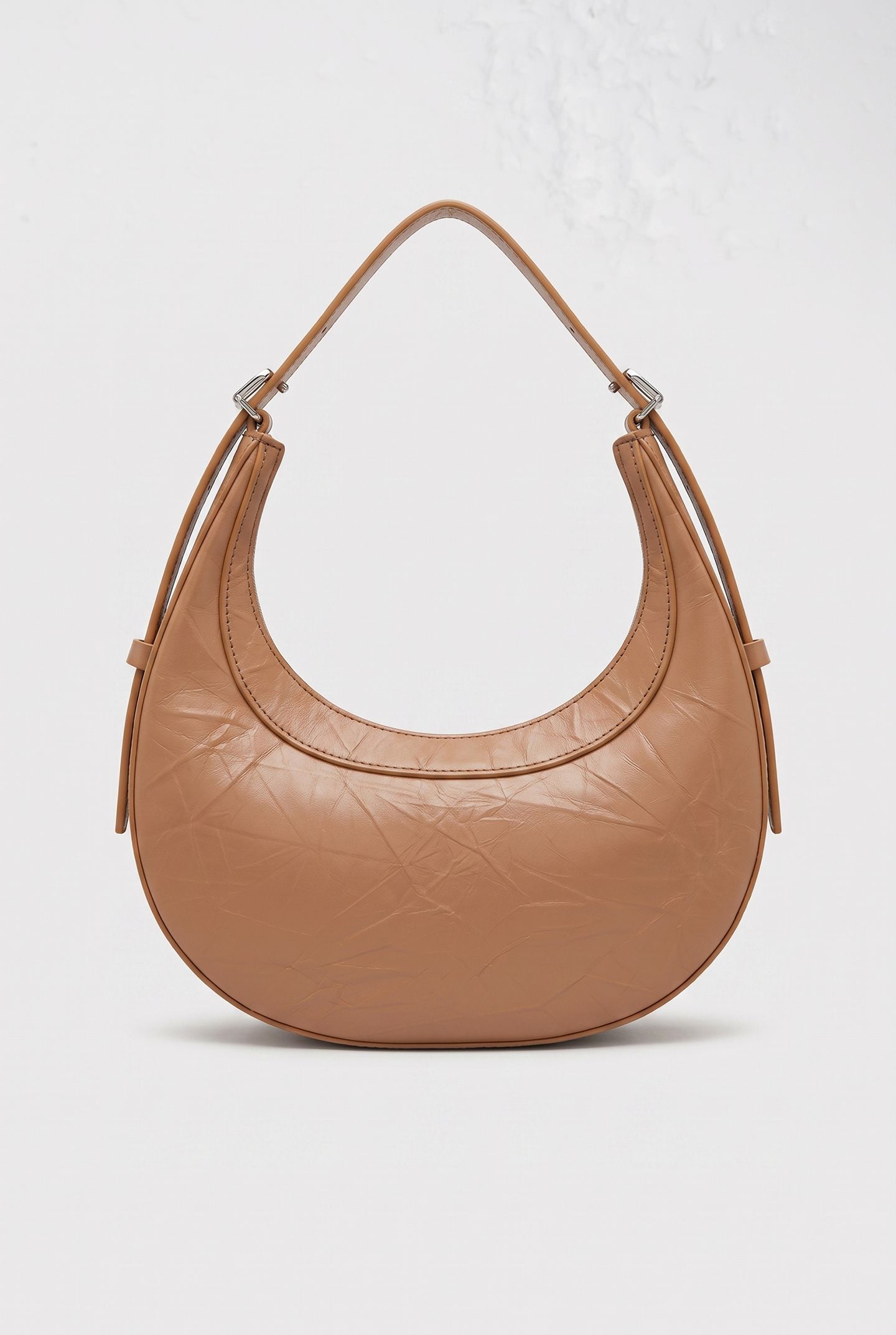 COCCINELLEWHISPER WRINKLE SKIN 3