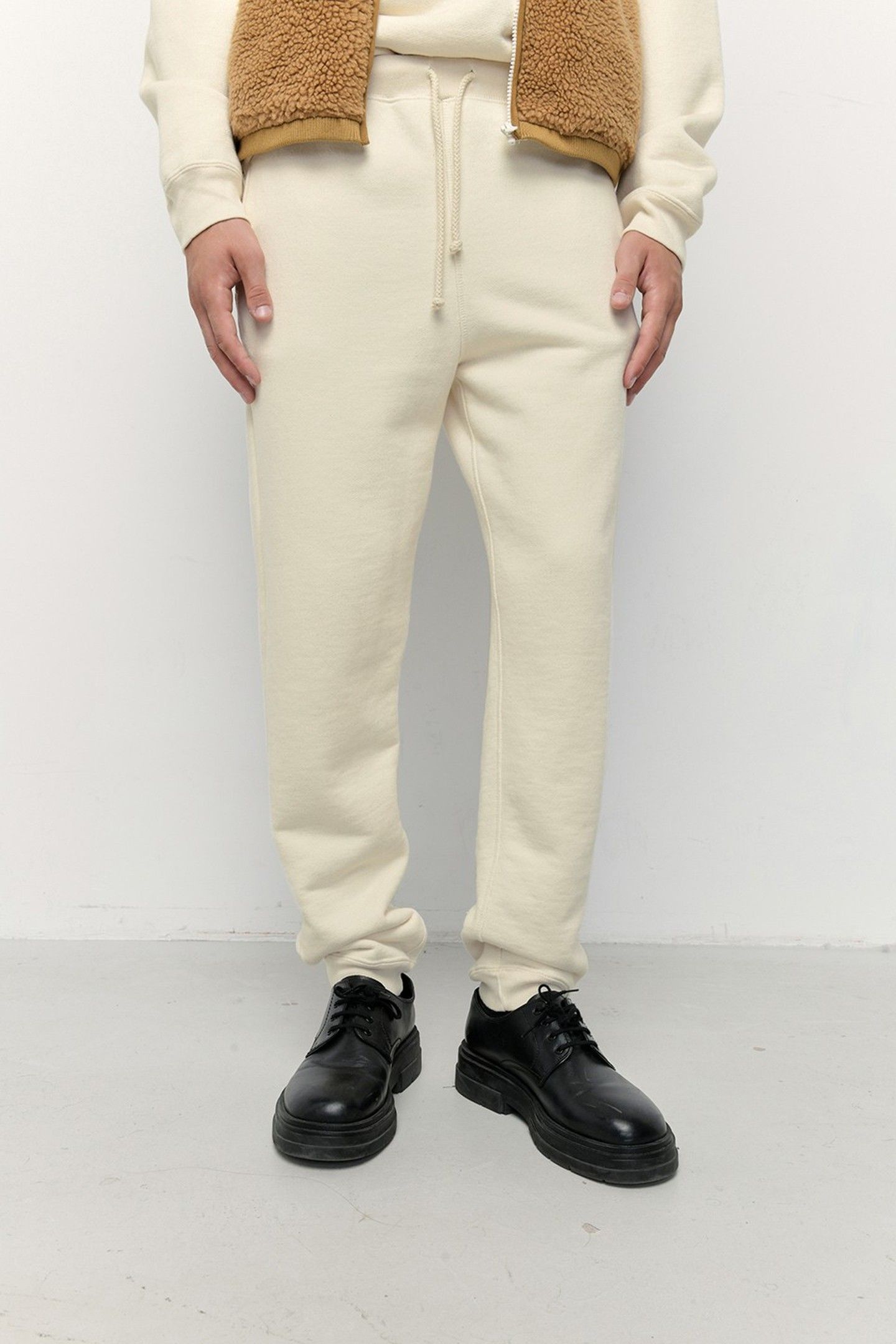 ZUTABAY SWEAT PANTS ECRU 1