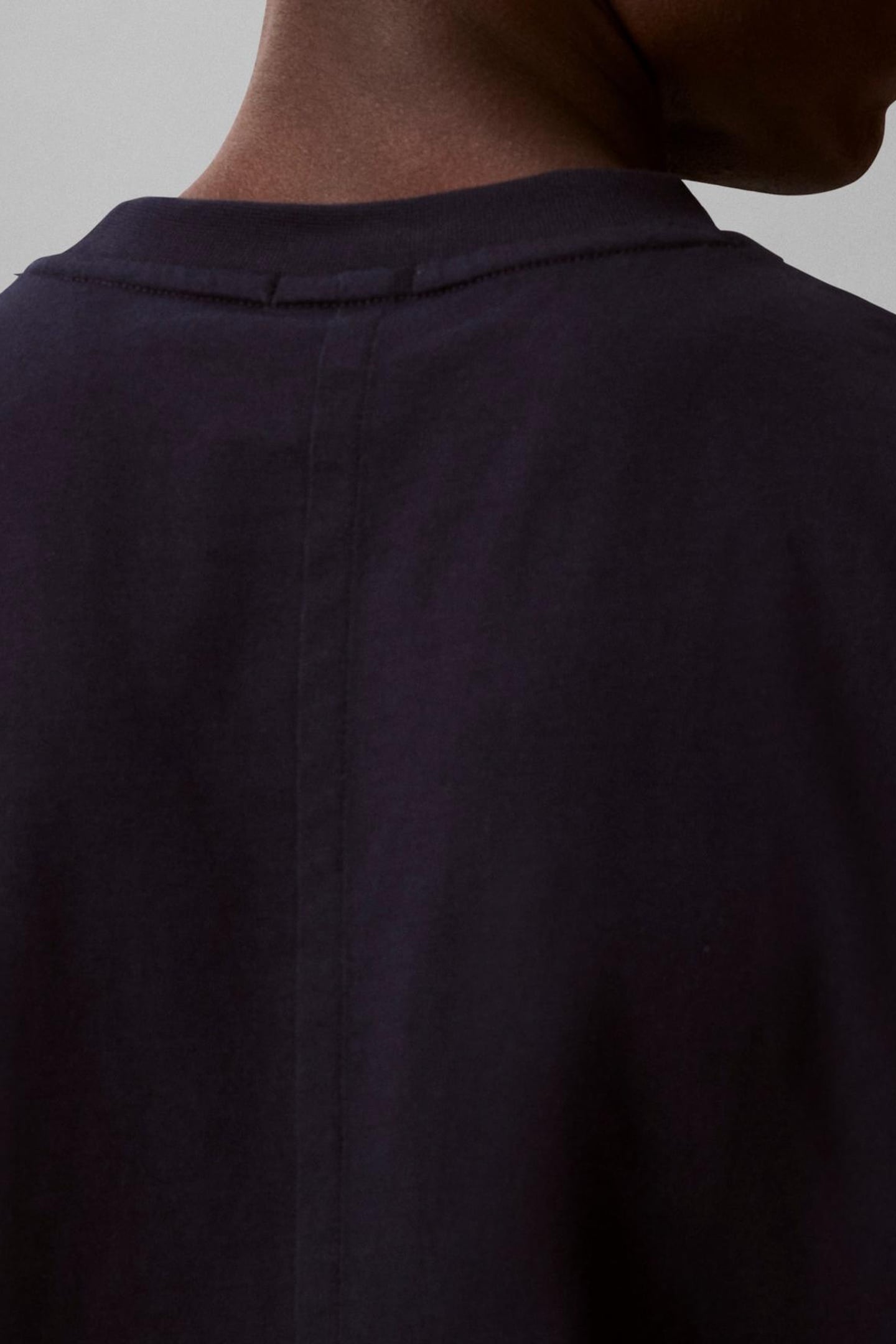 SS RELAXED 16S EMBRD TEE DARK SAPPHIRE 6