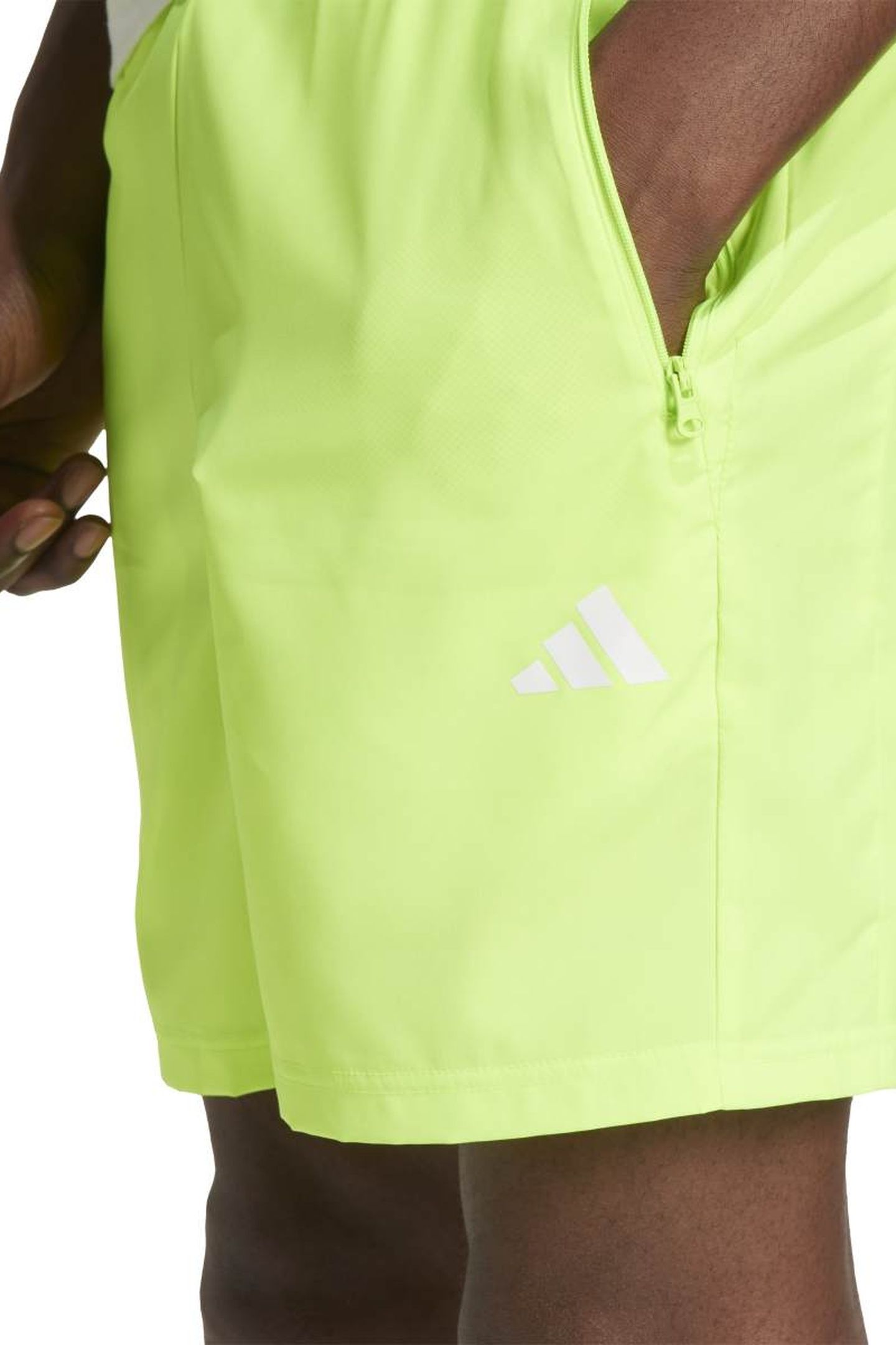 UNISEX PERFORMANCE TRAIN ESSENTIALS WOVEN TRAINING SHORTS LU 4