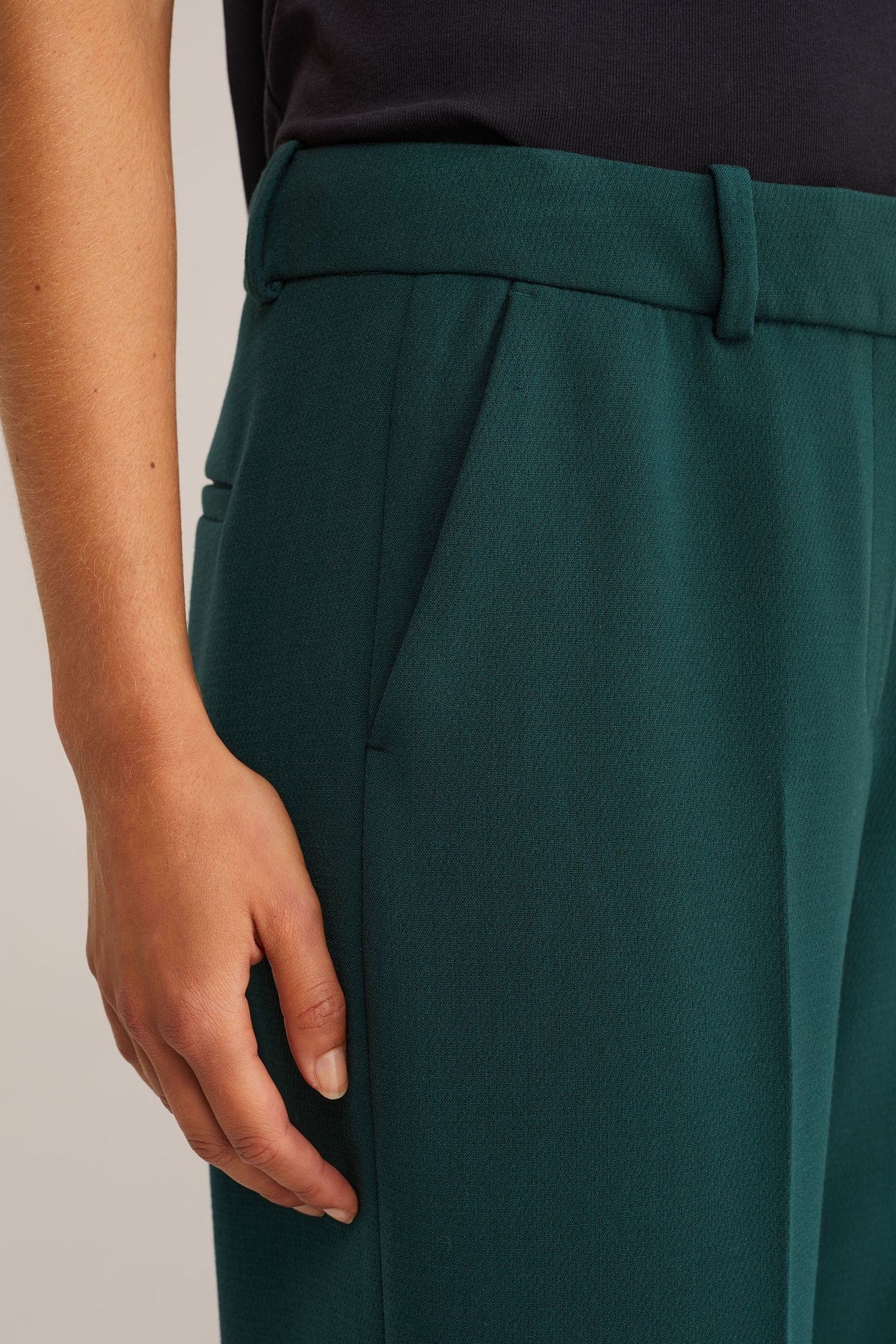 TROUSER DARK GREEN 5