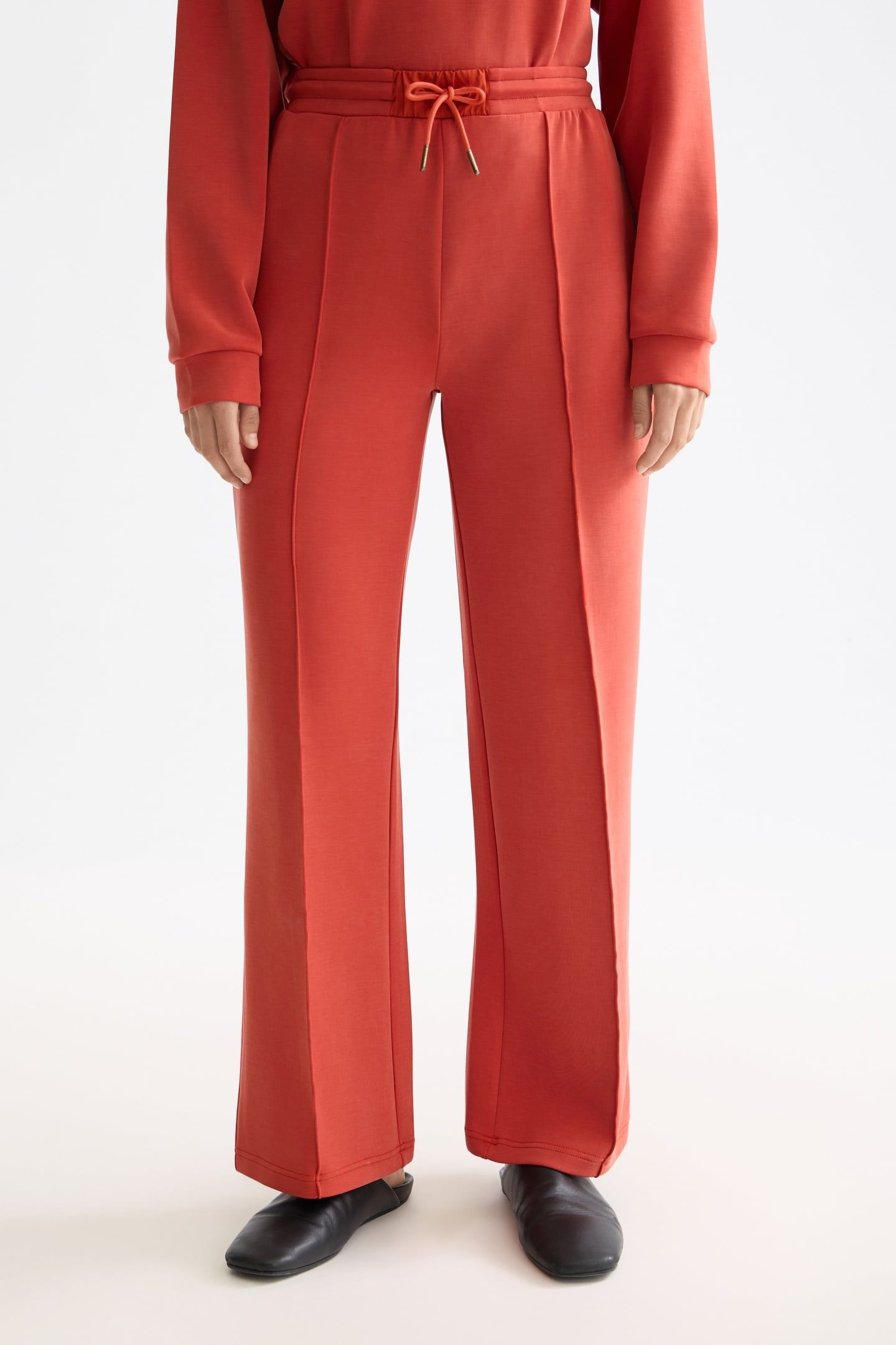 TENCEL SWEATPANTS KETCHUP 1