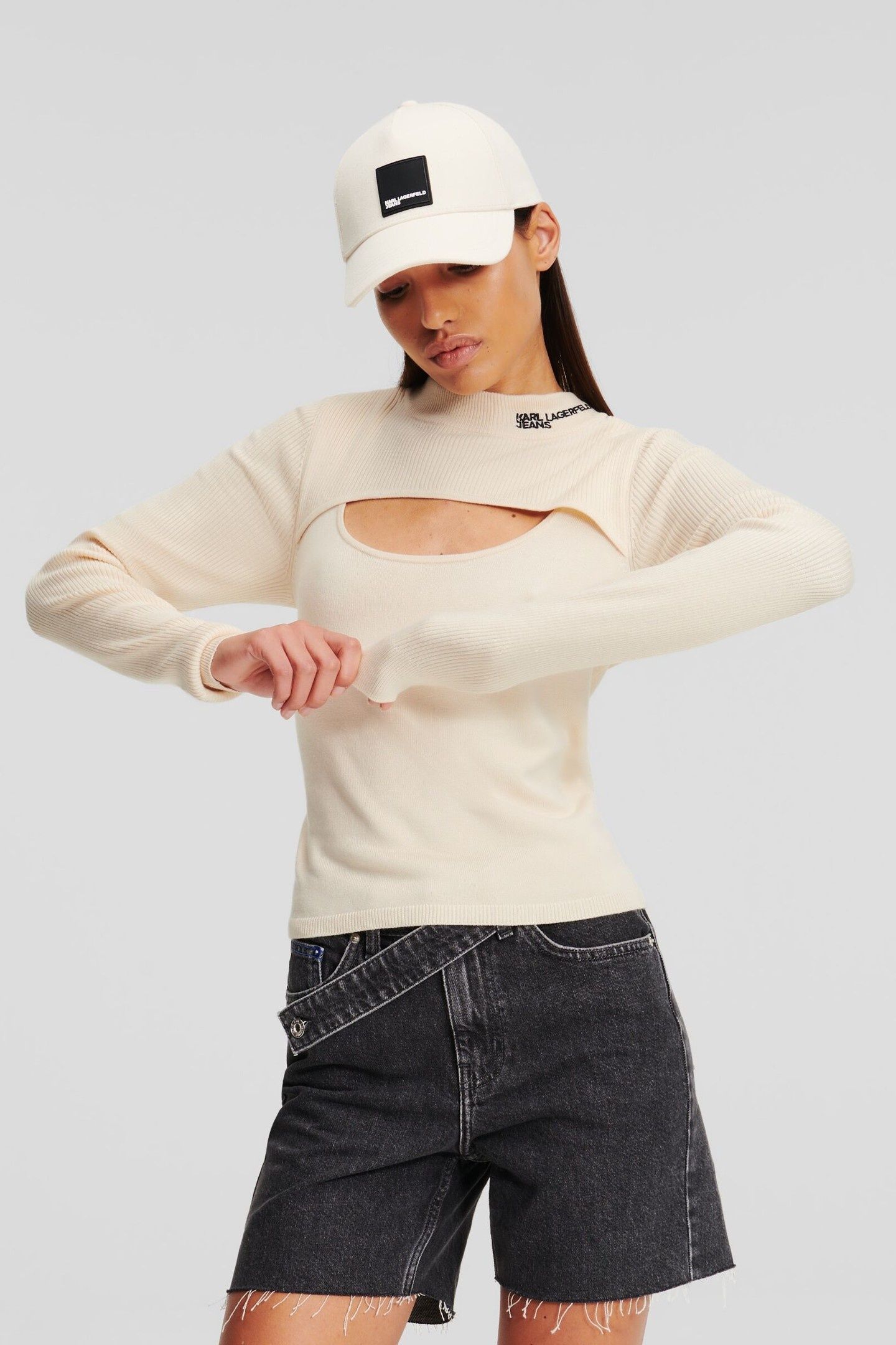LONGSLEEVE MOCK NECK SWEATER WHITECAP GRAY 1