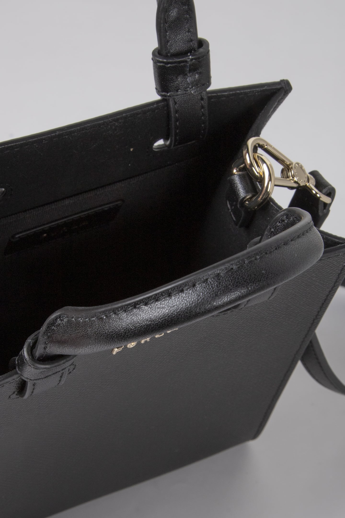 DEVA MINI VERTICAL TOTE NERO 5
