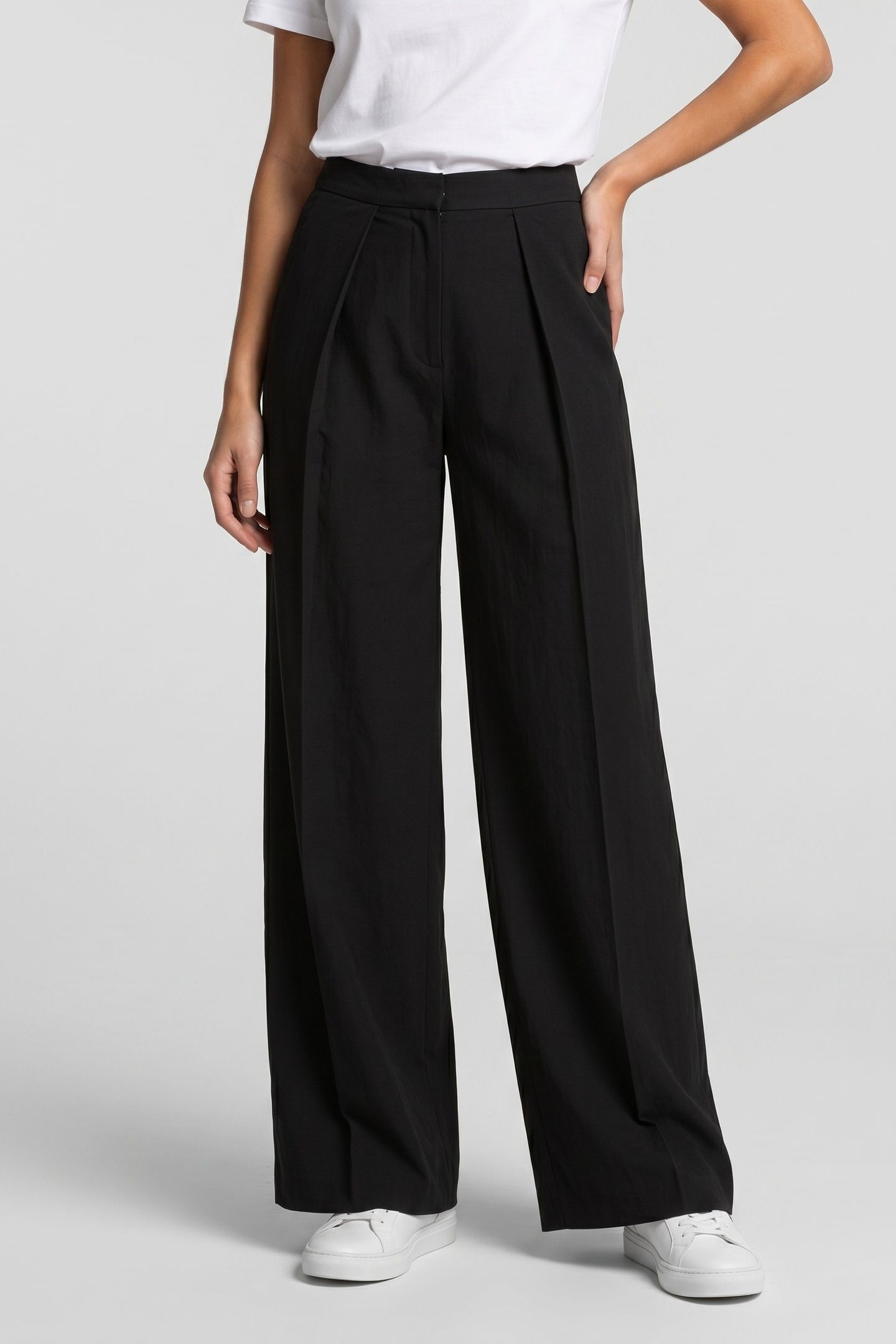 LIGHTWEIGHT EVERYDAY PANTS BLACK 1