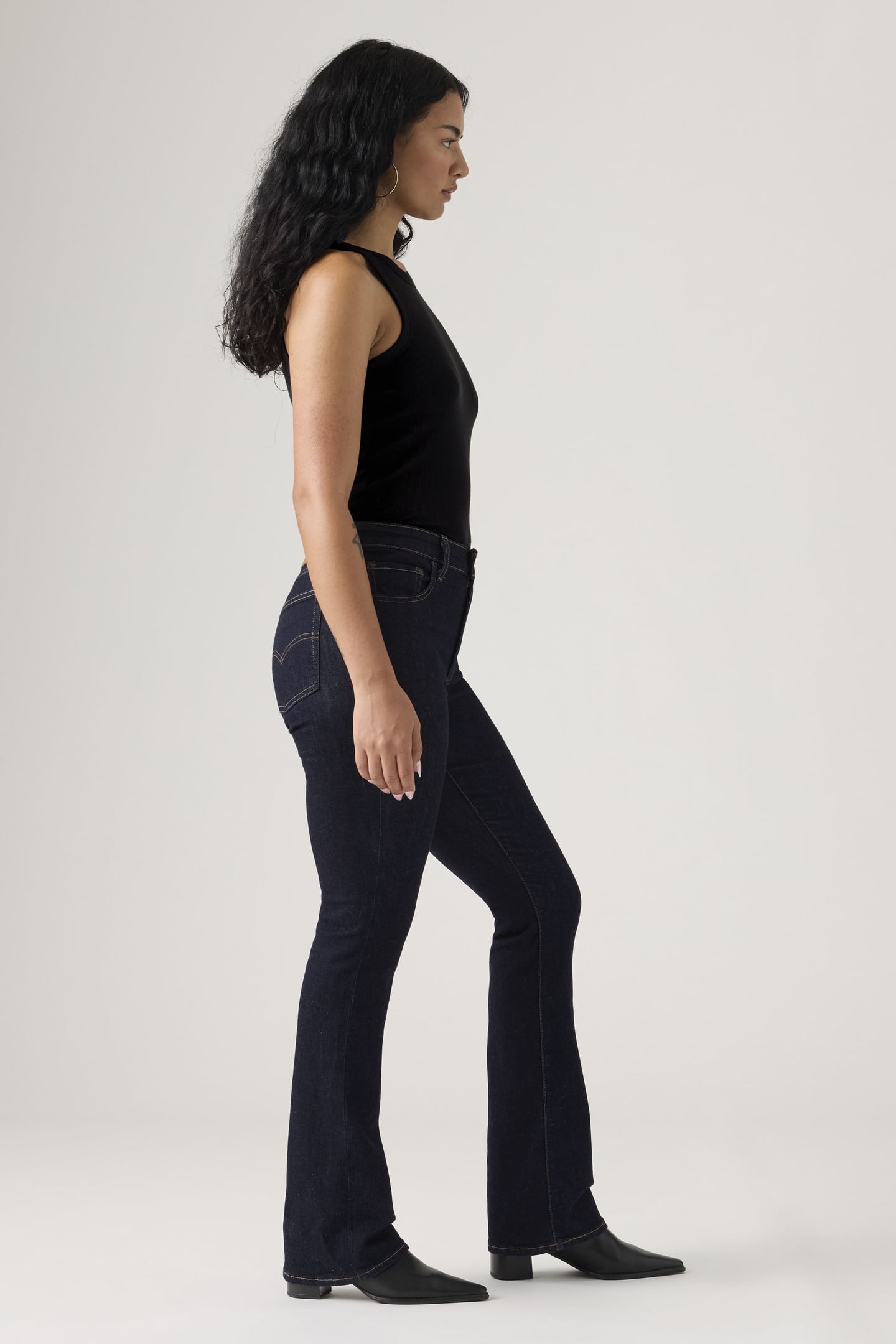 725 HIGH RISE BOOTCUT JEANS 4