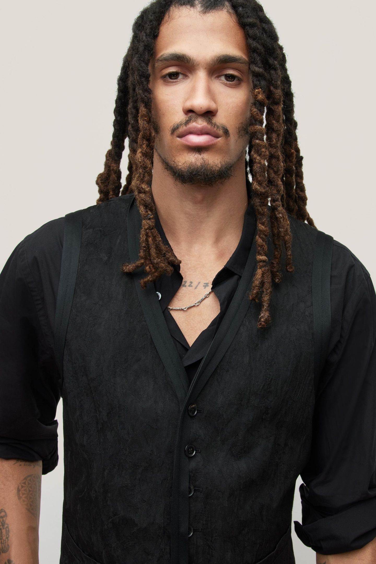 BUTTON FRONT VEST WITH VE BLACK 2