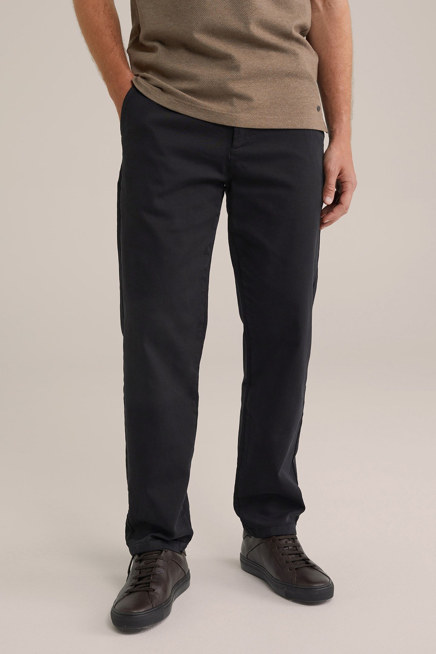CHINO BLACK 1
