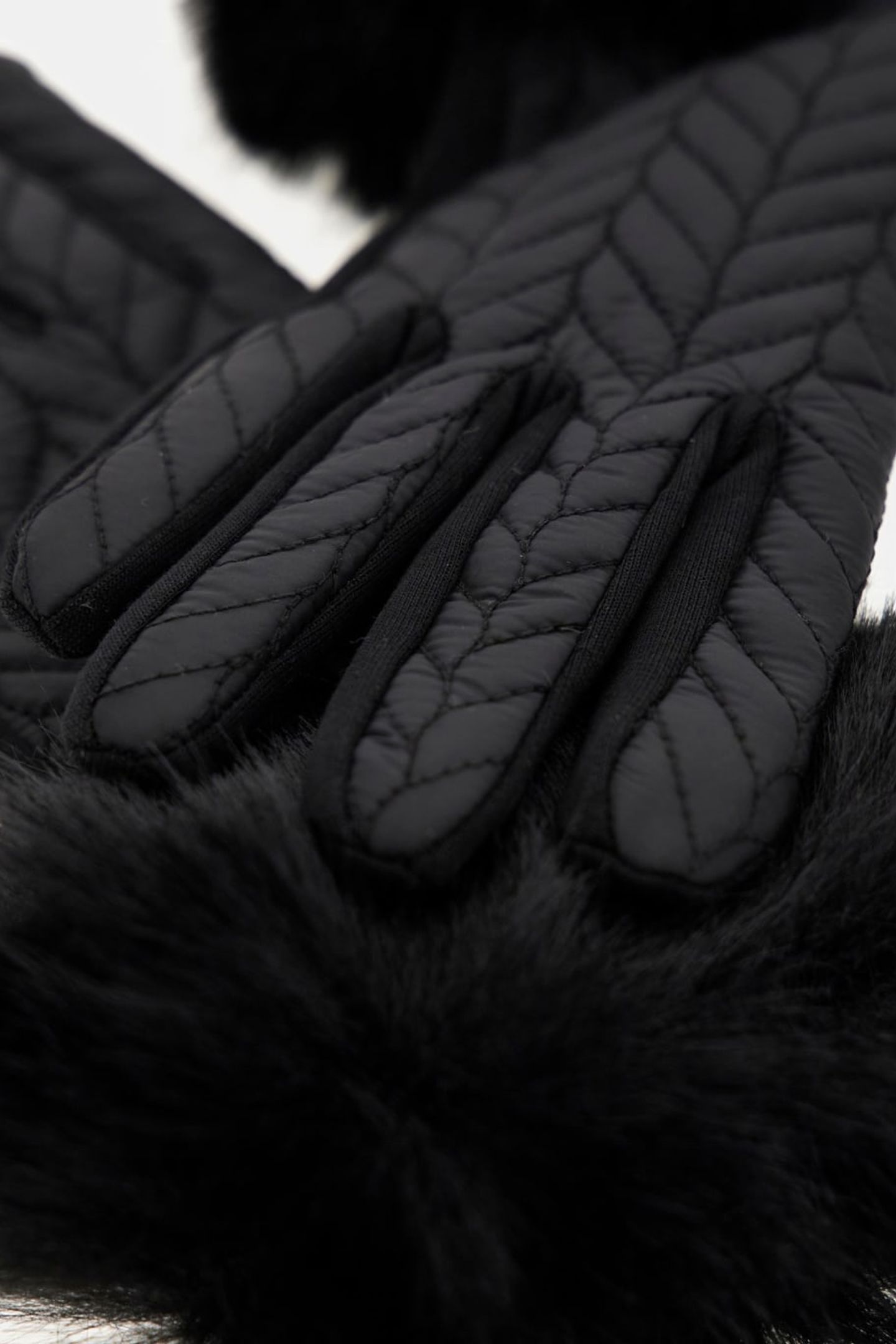 IRIEL STITCHED GLOVE JET BLACK A996 5