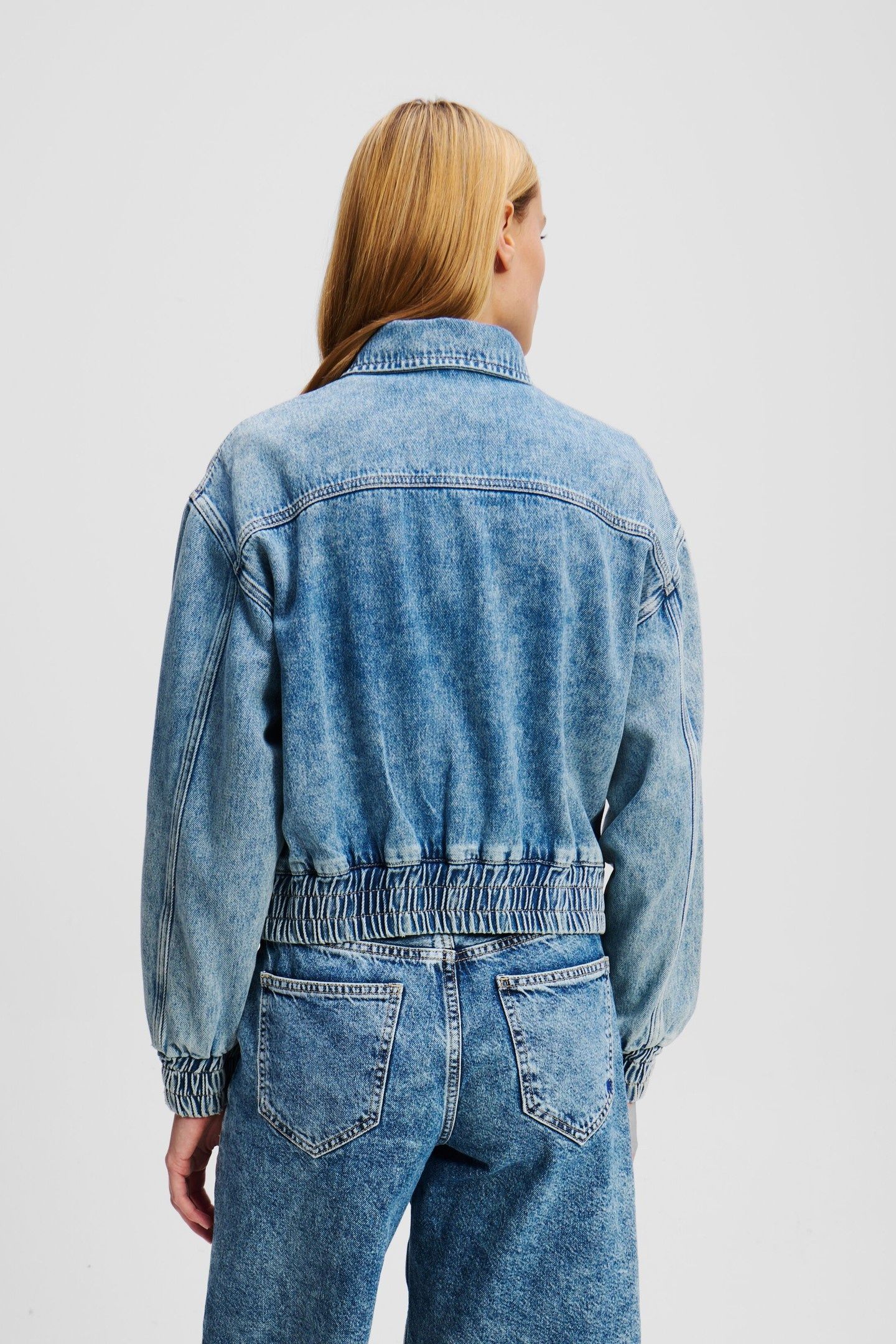 DENIM BOMBER JACKET LIGHT MARBLE BLUE 2