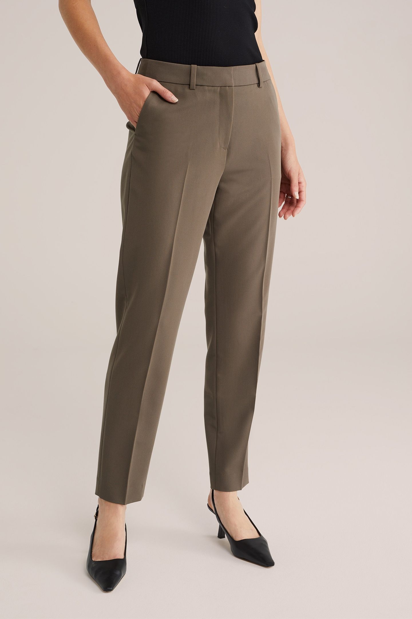 TROUSER TAUPE 1