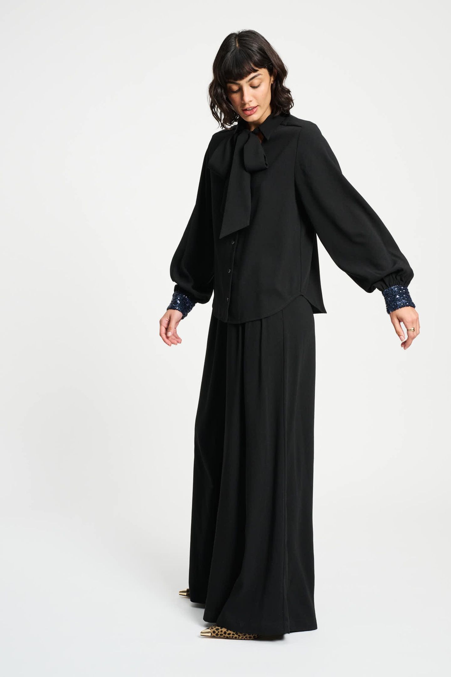 BLOUSE - BOW NOIR 1
