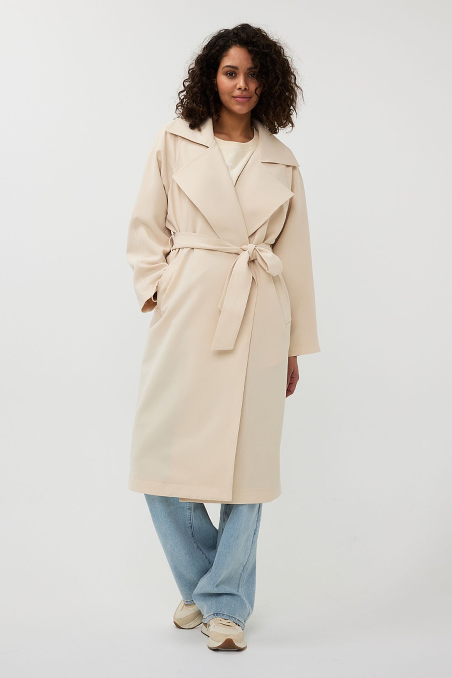 COAT LONG BASIC SAND 2