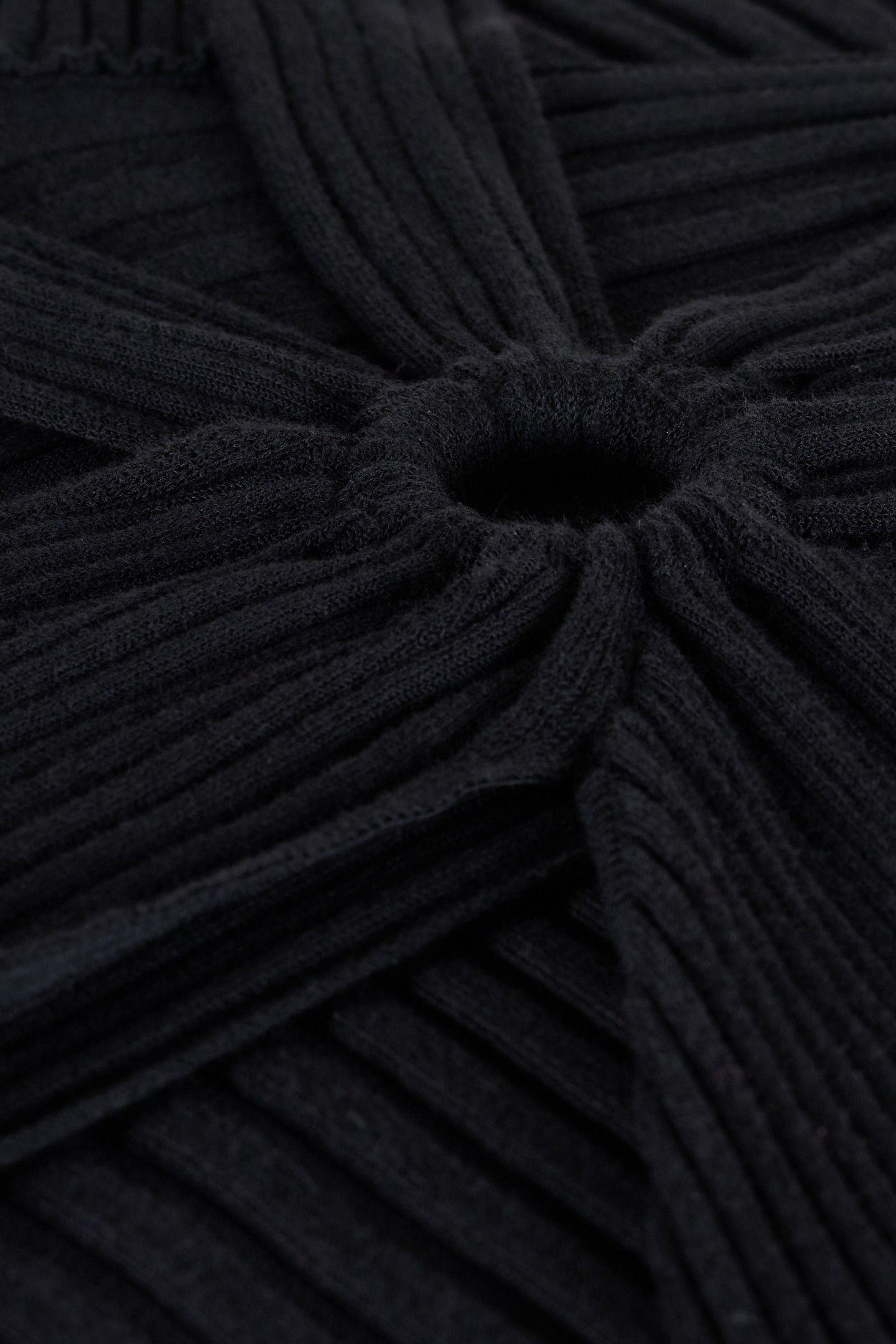 ROBE PATRAS NOIR 3