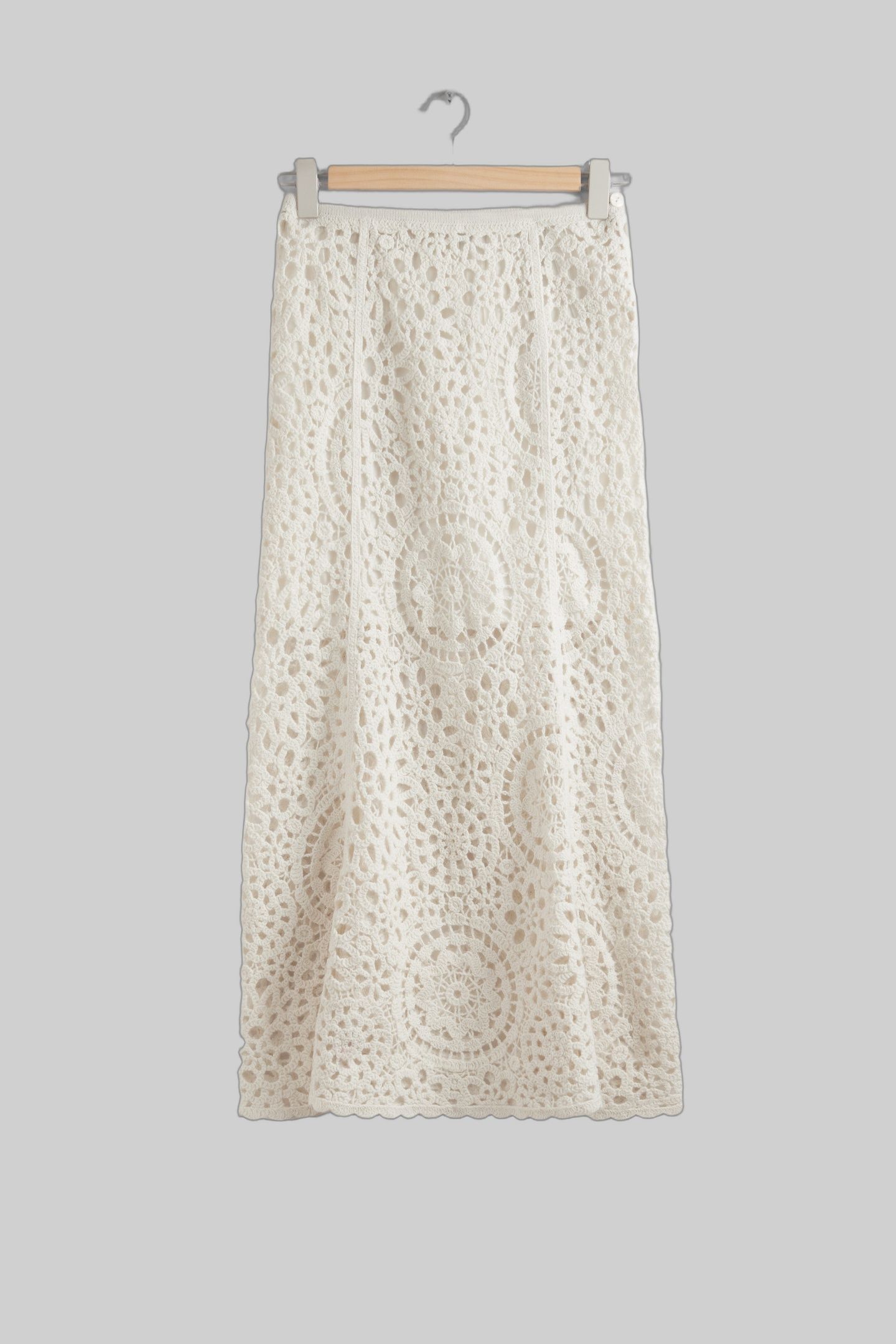 BAO SKIRT WHITE 4