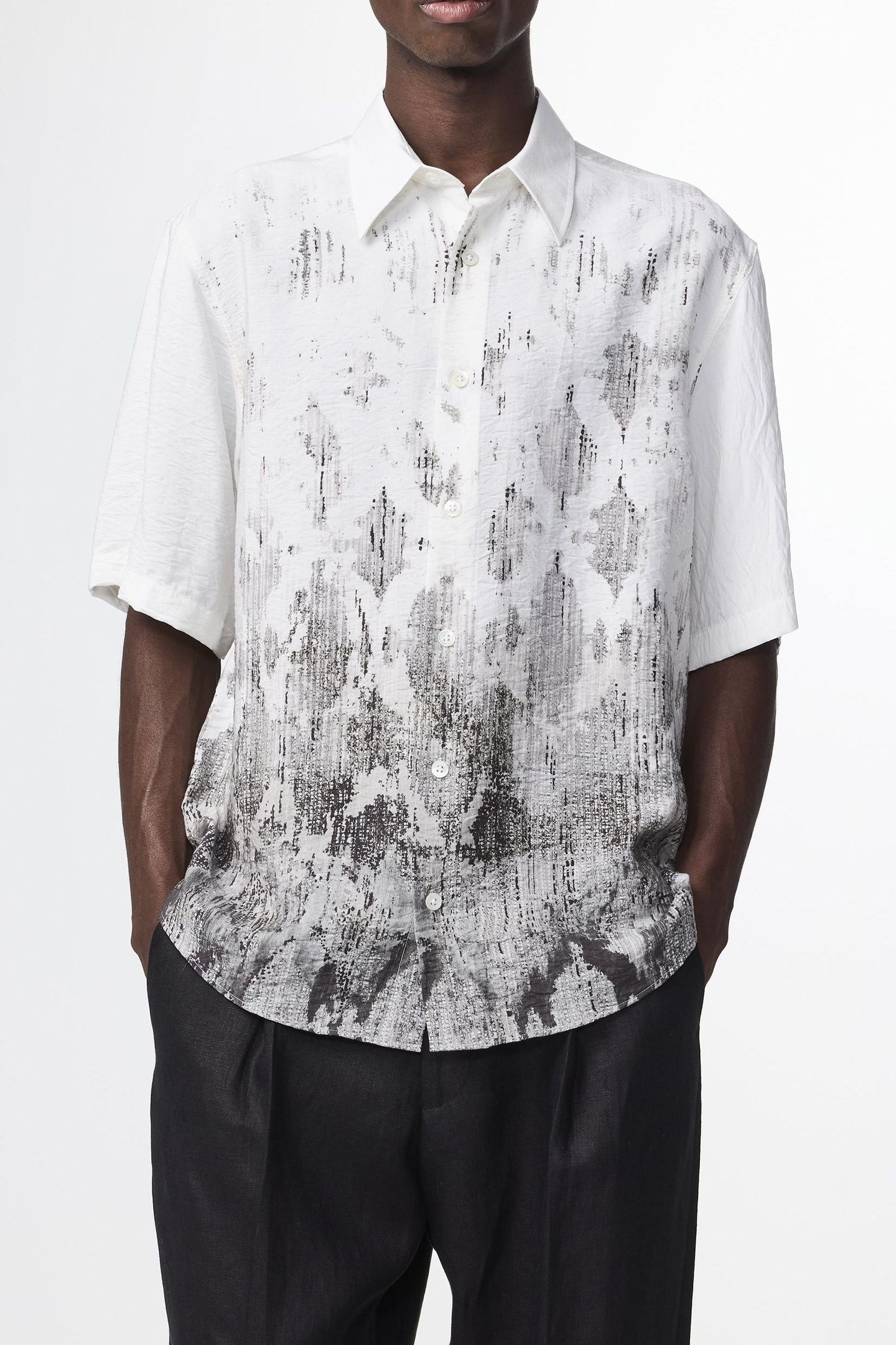 QUINSY SS 5971 SHORT SLEEVE BLACK PRINT 1